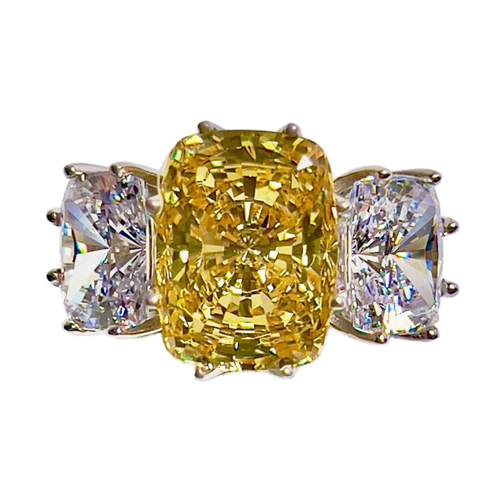 Belle Époque Classic 10-carat Costume Jewelry Canary Yellow and 4-carat White Diamond  Ring For Sale