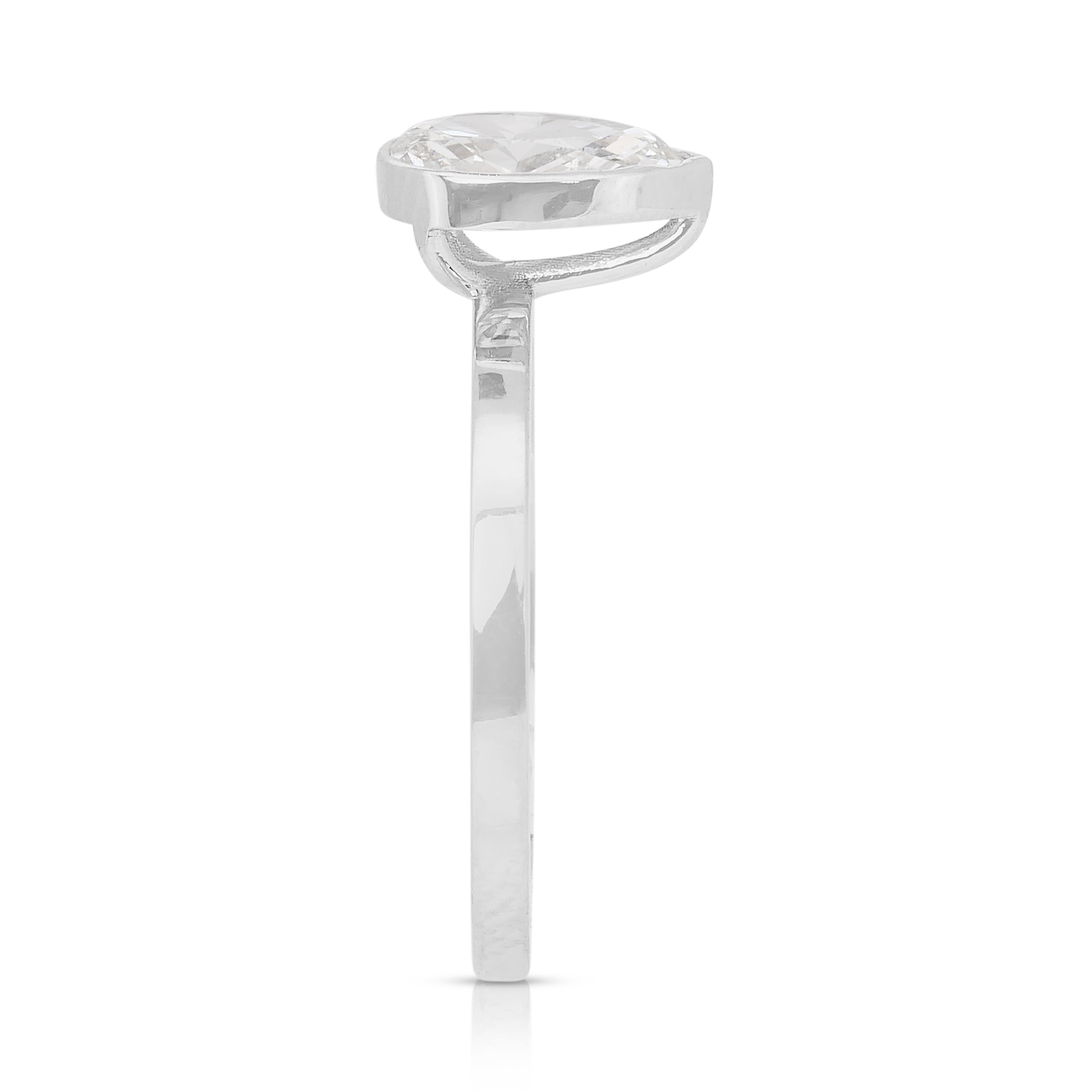 Classic 1.01ct Diamond Solitaire Ring in 18k White Gold - IGI Certified For Sale 1