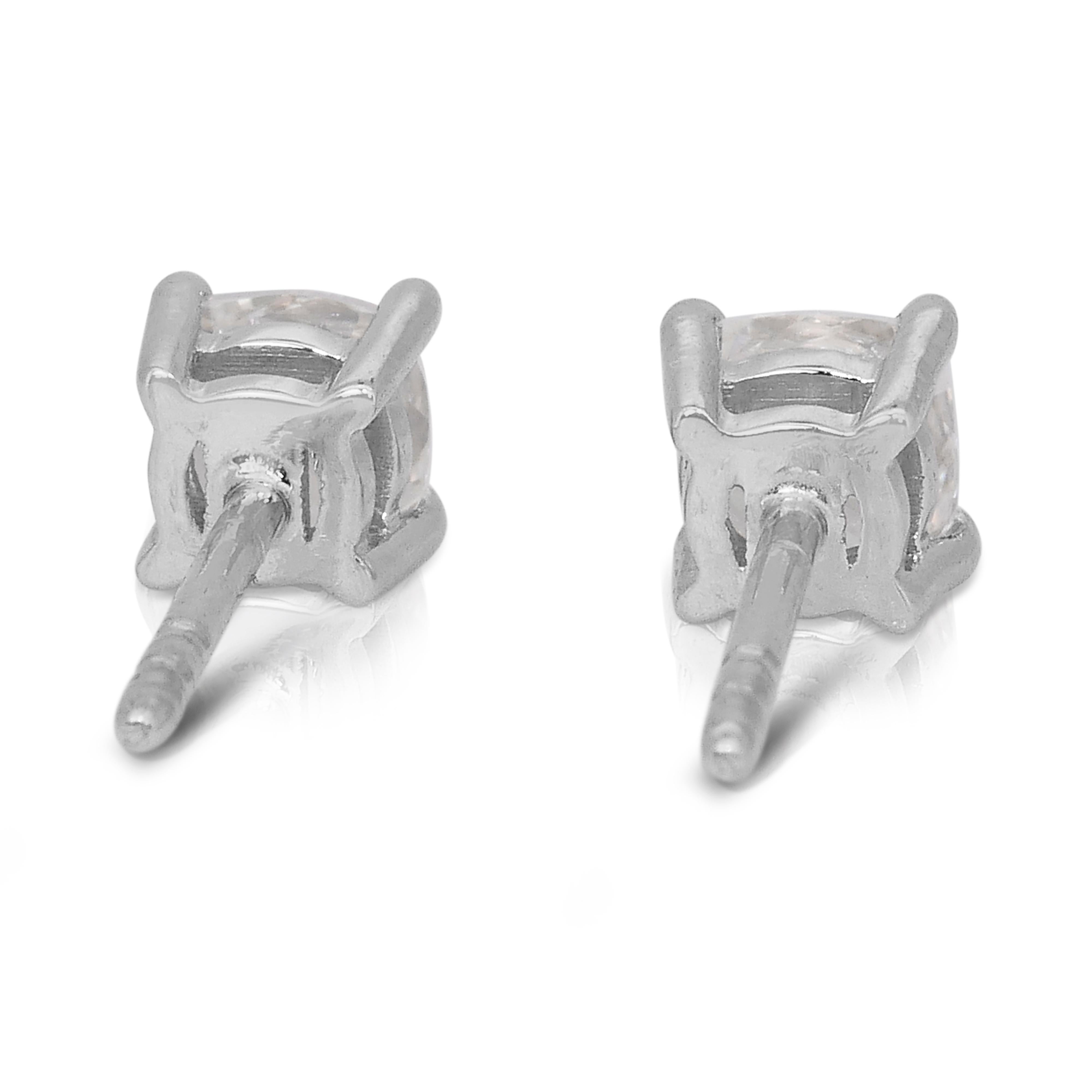 Classic 1.01ct Diamonds Stud Earrings in 18k White Gold - IGI Certified in vendita 2