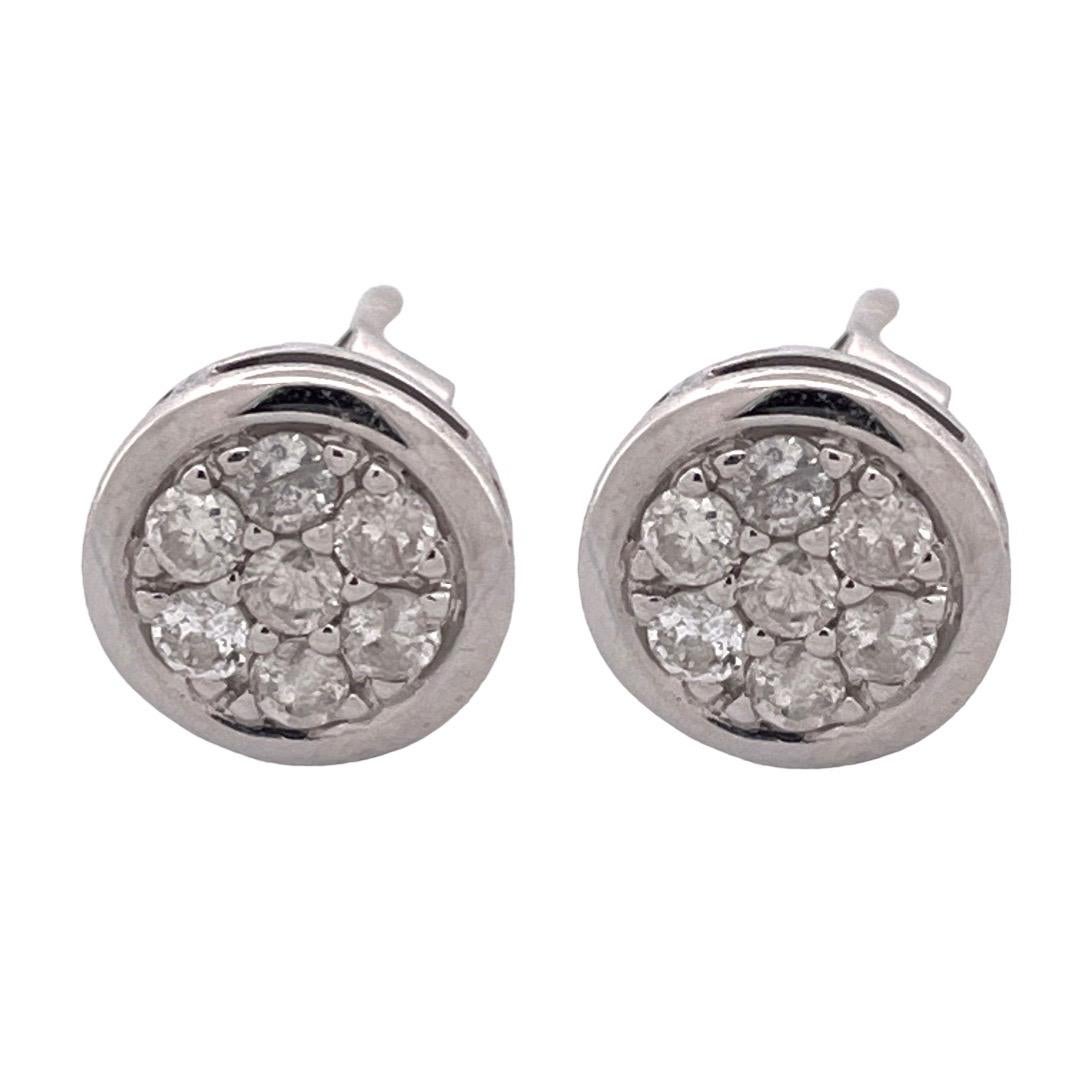 Modern Classic 10k White Gold Round Diamond Stud Earrings For Sale