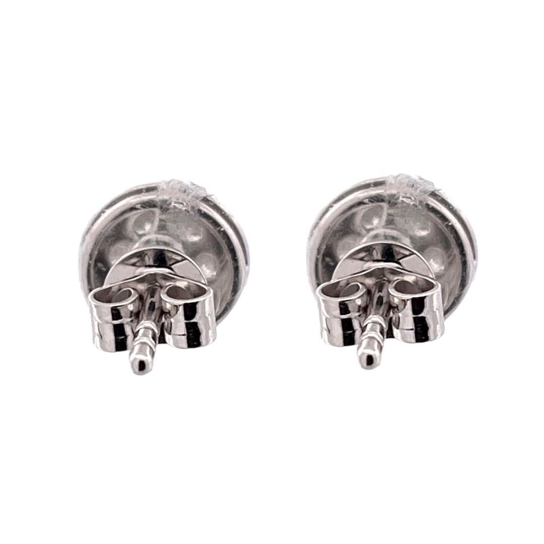 Round Cut Classic 10k White Gold Round Diamond Stud Earrings For Sale