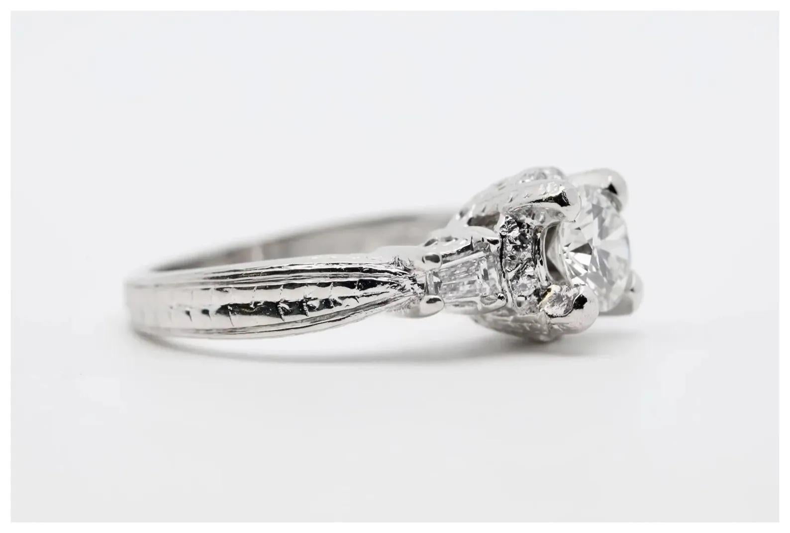 Contemporary Classic 1.13ctw Diamond Engagement Ring in Platinum Halo Mounting For Sale