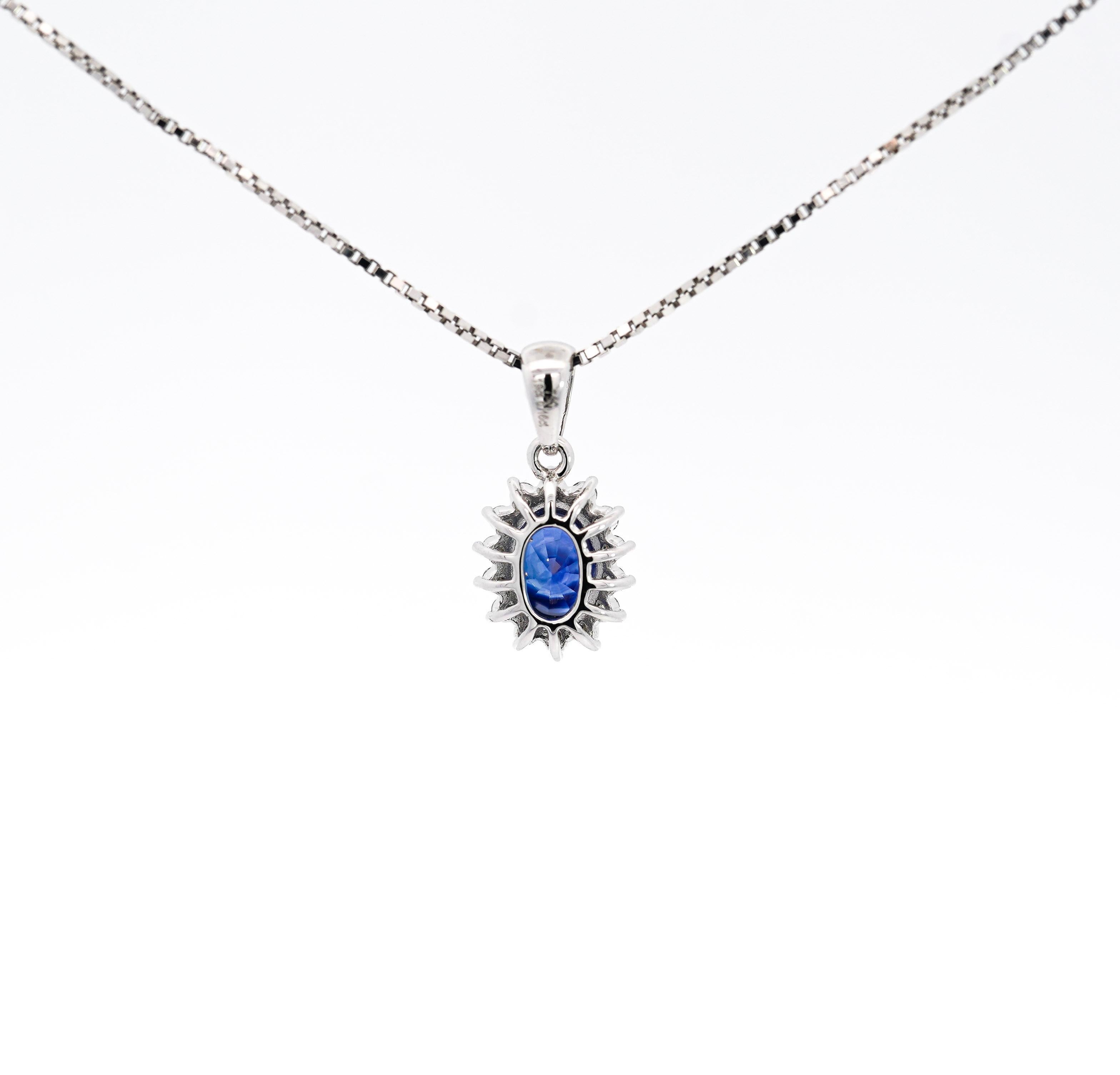 Classic 1.20 Carat Oval-Cut Blue Sapphire & Diamond Halo 18KW Pendant Necklace  In New Condition For Sale In Miami, FL