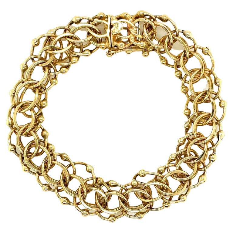Classic 14 Karat Yellow Gold Link Charm Bracelet For Sale at 1stDibs