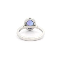 Bague classique en or blanc 14k 1.58ctw Oval Violet Blue Tanzanite w/ Diamond Halo Ring
