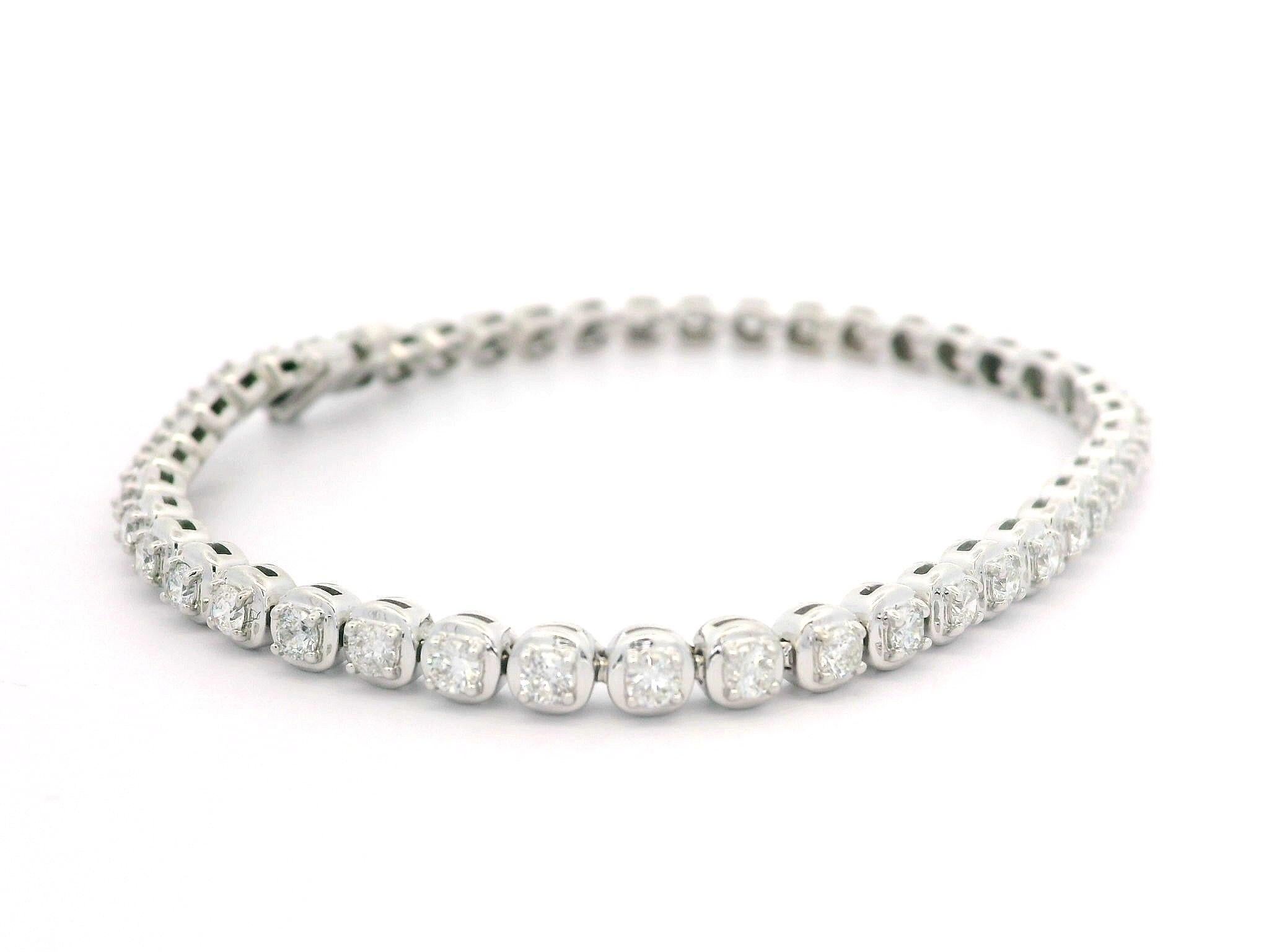Classic 14k White Gold 1.8ctw Diamond Cushion Link Line Tennis Bracelet 4