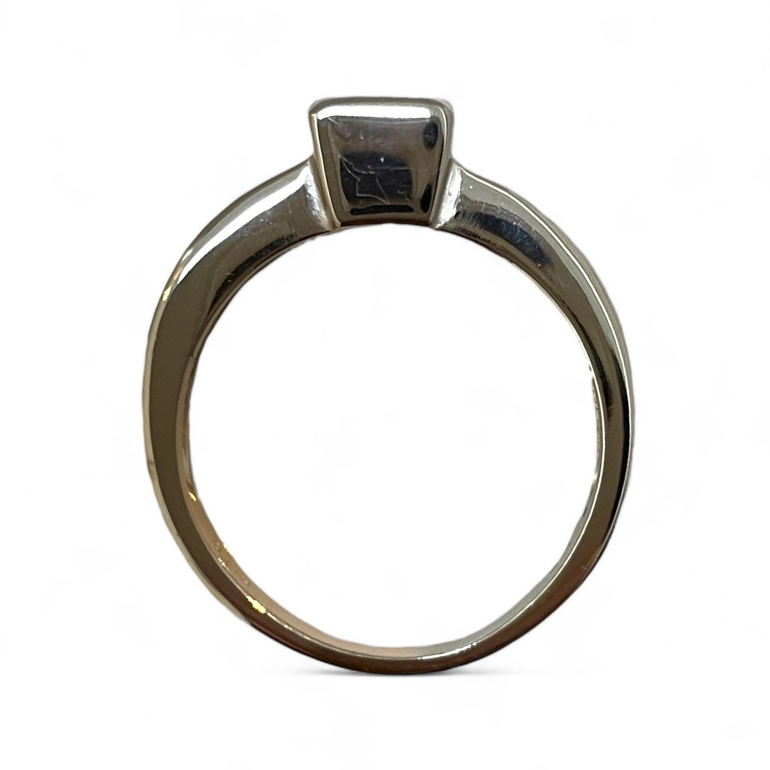 da uomo o donna Anello classico in oro bianco 14K con diamanti incastonati in vendita