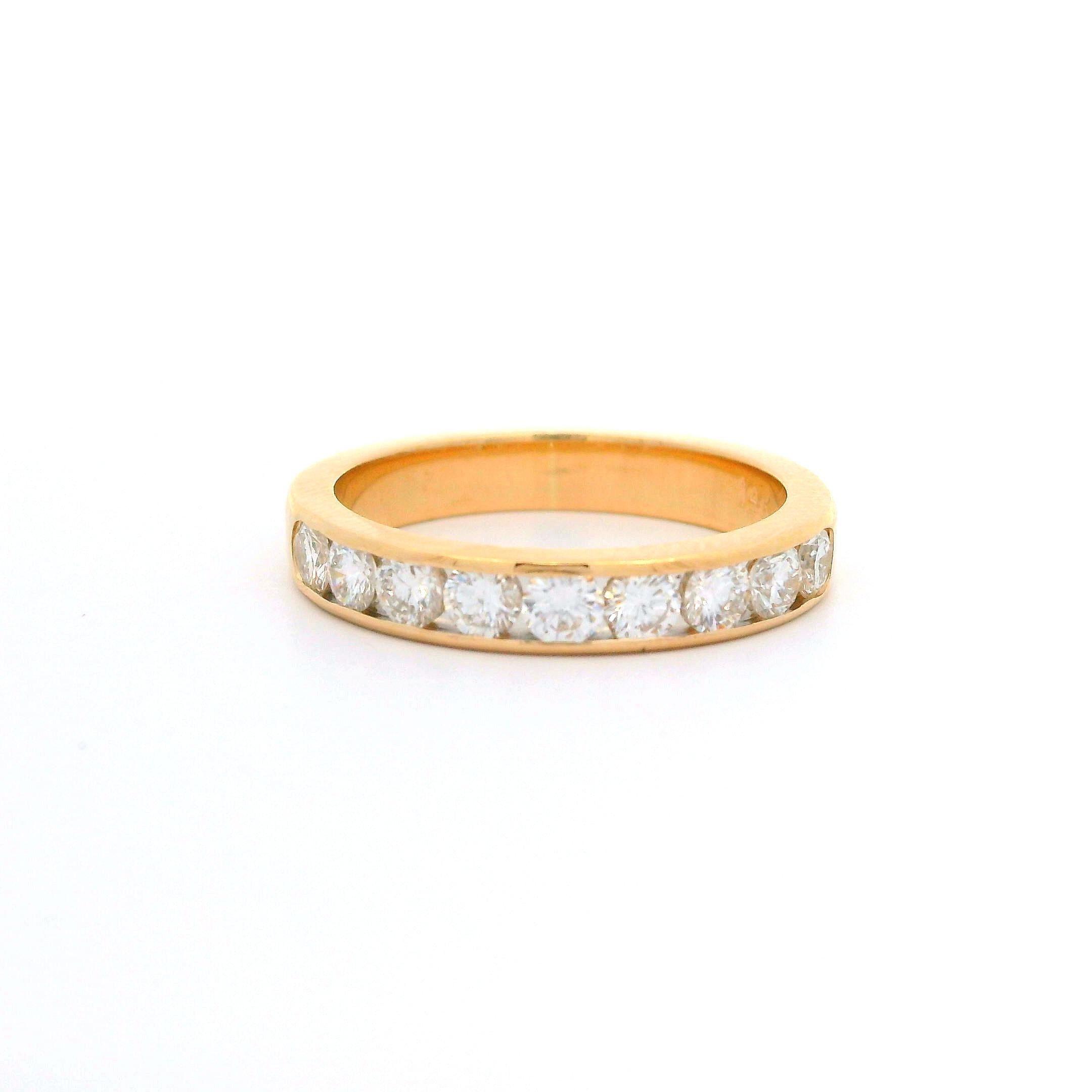 Classic 14k Gelbgold 0,70ctw Diamant 3,25mm Kanal Hochzeit Band Ring Damen im Angebot
