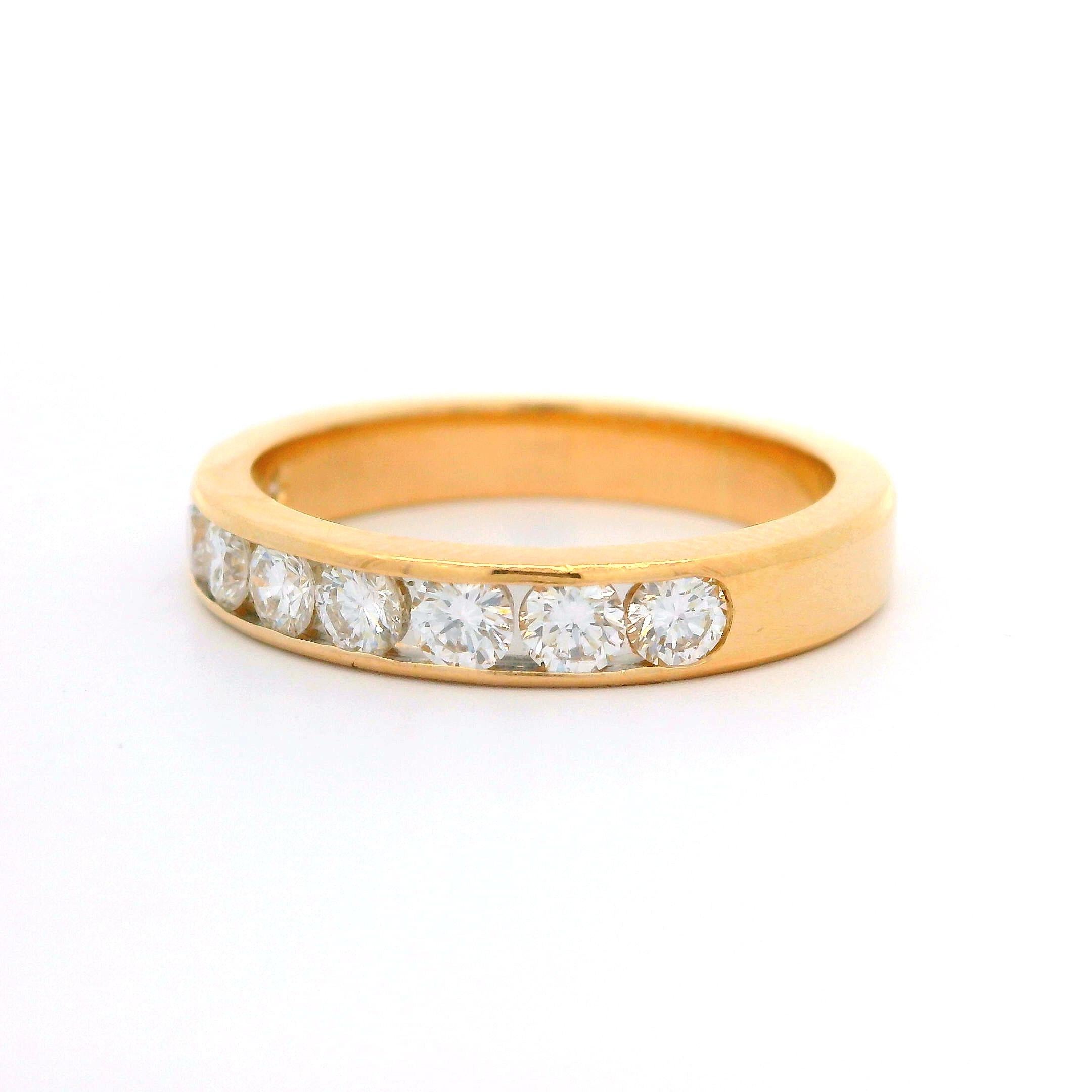 Classic 14k Gelbgold 0,70ctw Diamant 3,25mm Kanal Hochzeit Band Ring im Angebot 1