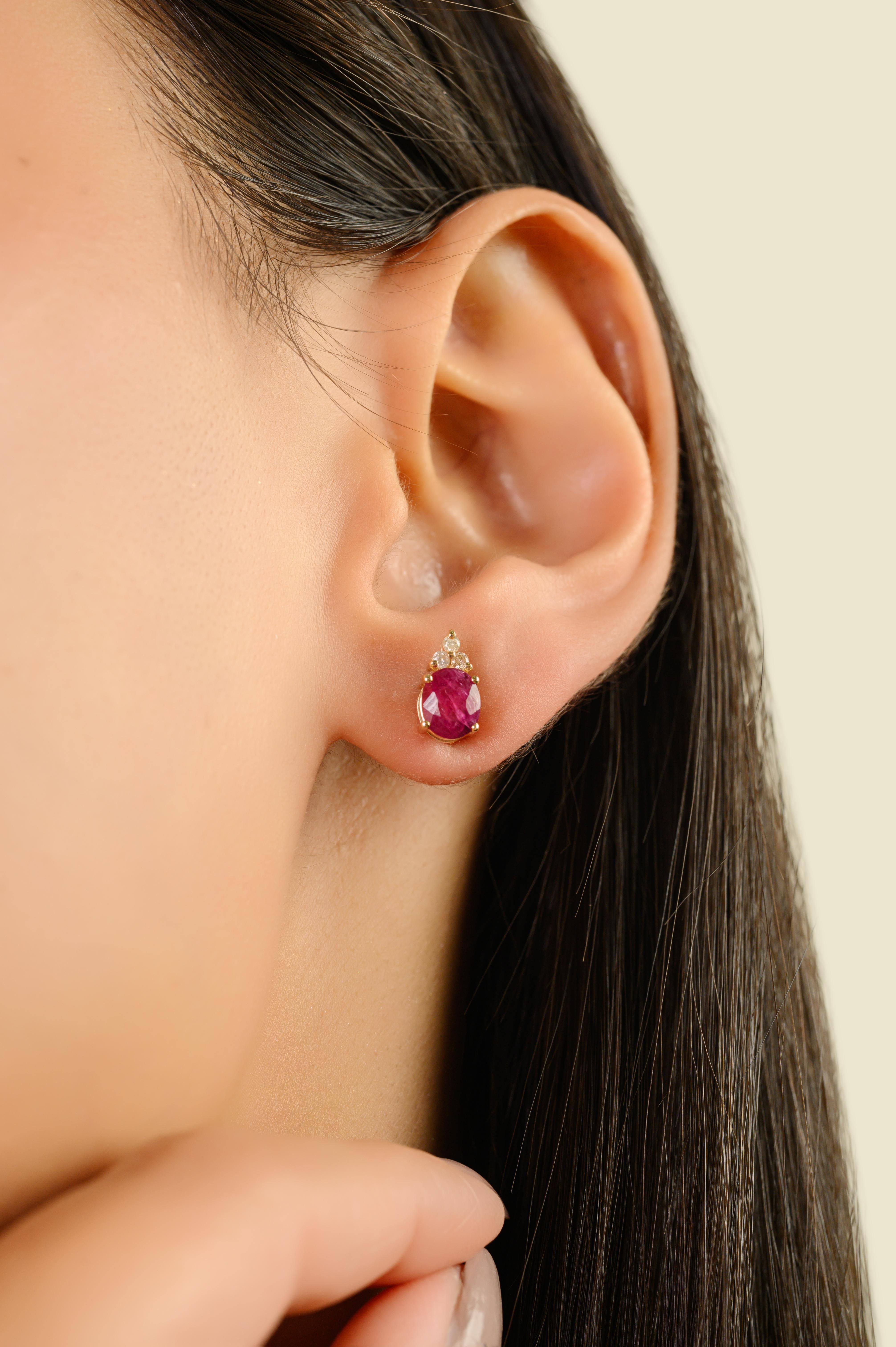 Orecchini classici in oro giallo 14K con rubino naturale e diamante da 1,75 carati Gioielli di pregio in vendita 5