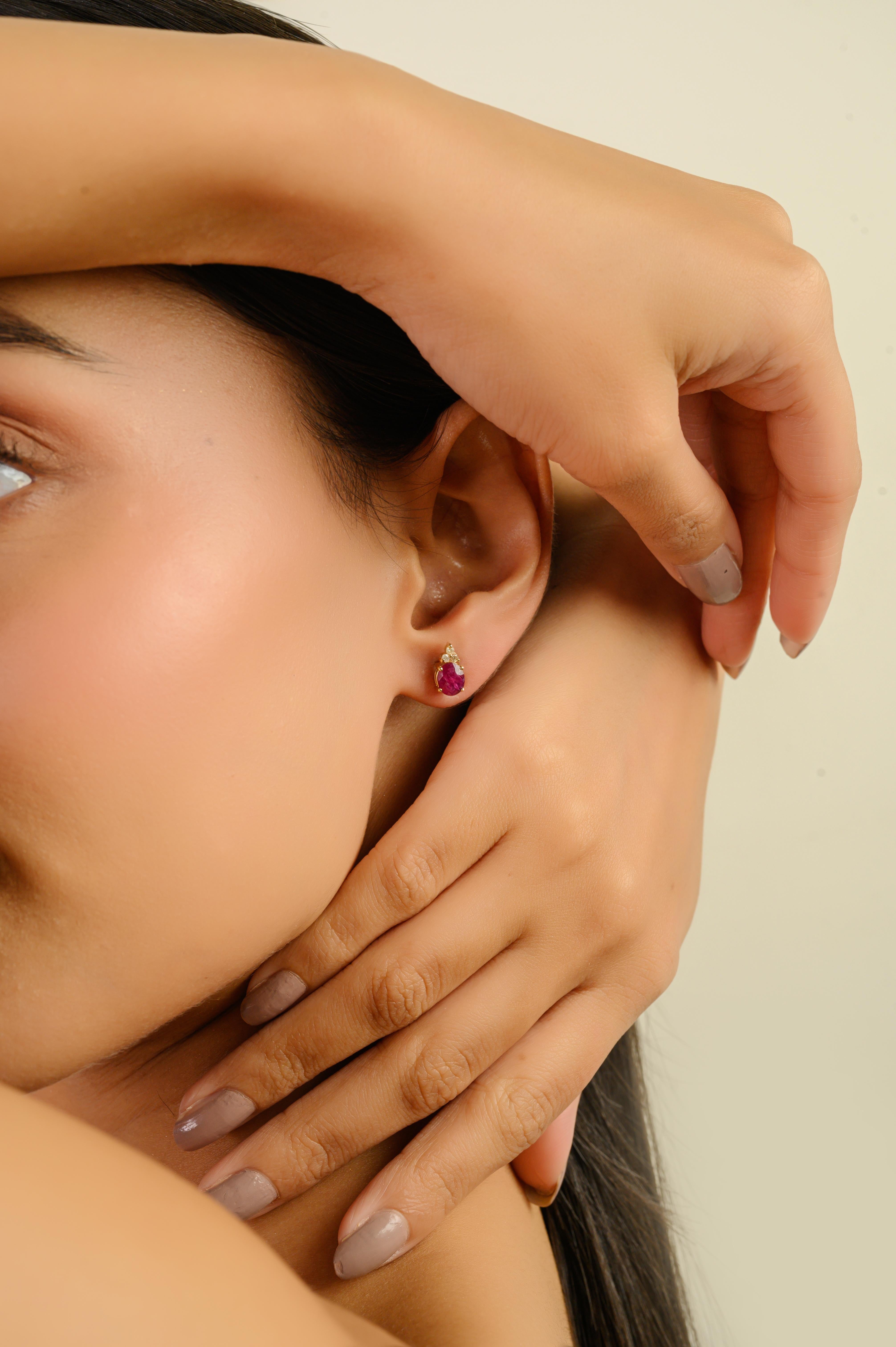 Orecchini classici in oro giallo 14K con rubino naturale e diamante da 1,75 carati Gioielli di pregio in vendita 2