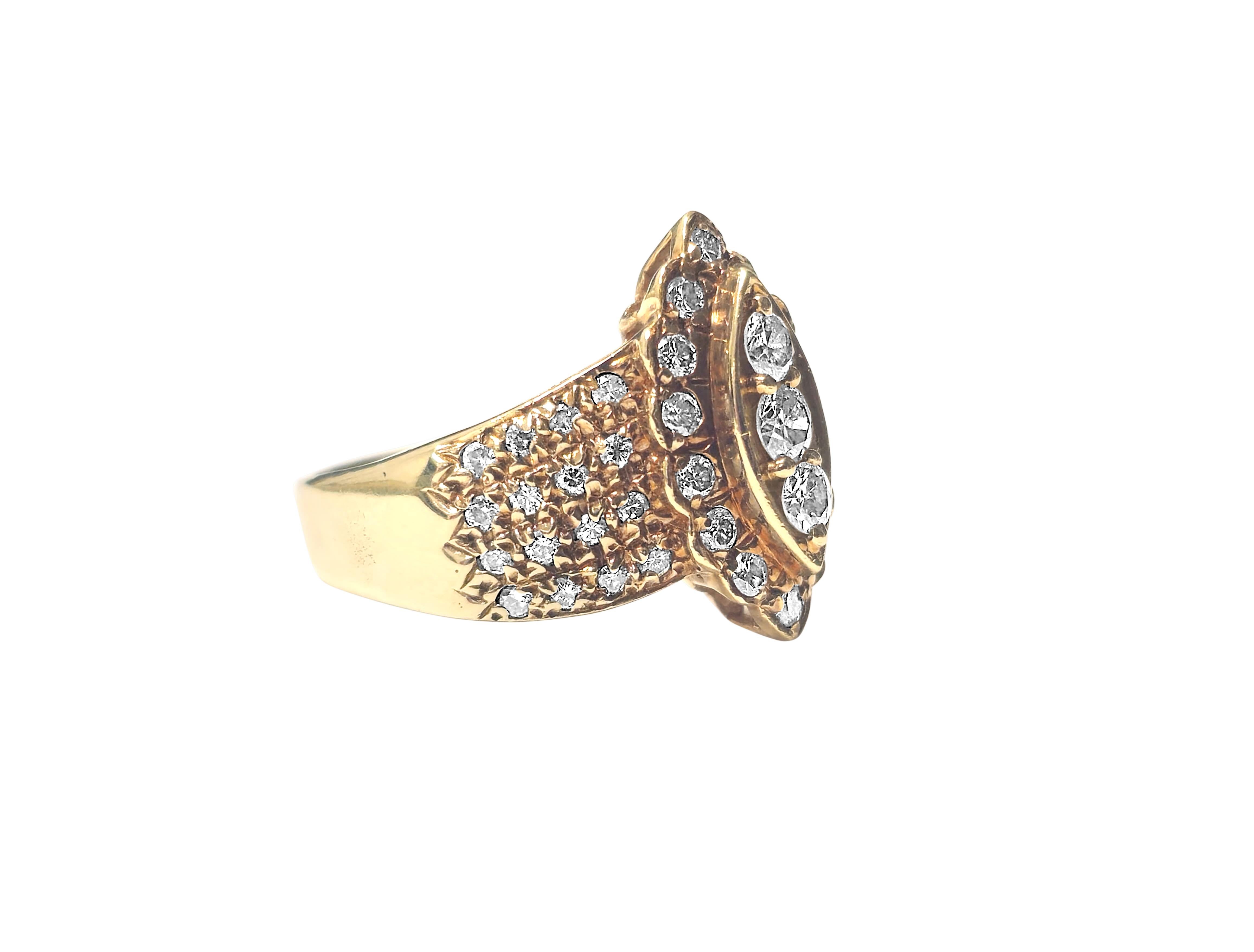 Round Cut Classic 14k Yellow Gold 2.3 carat Diamond Ring For Sale