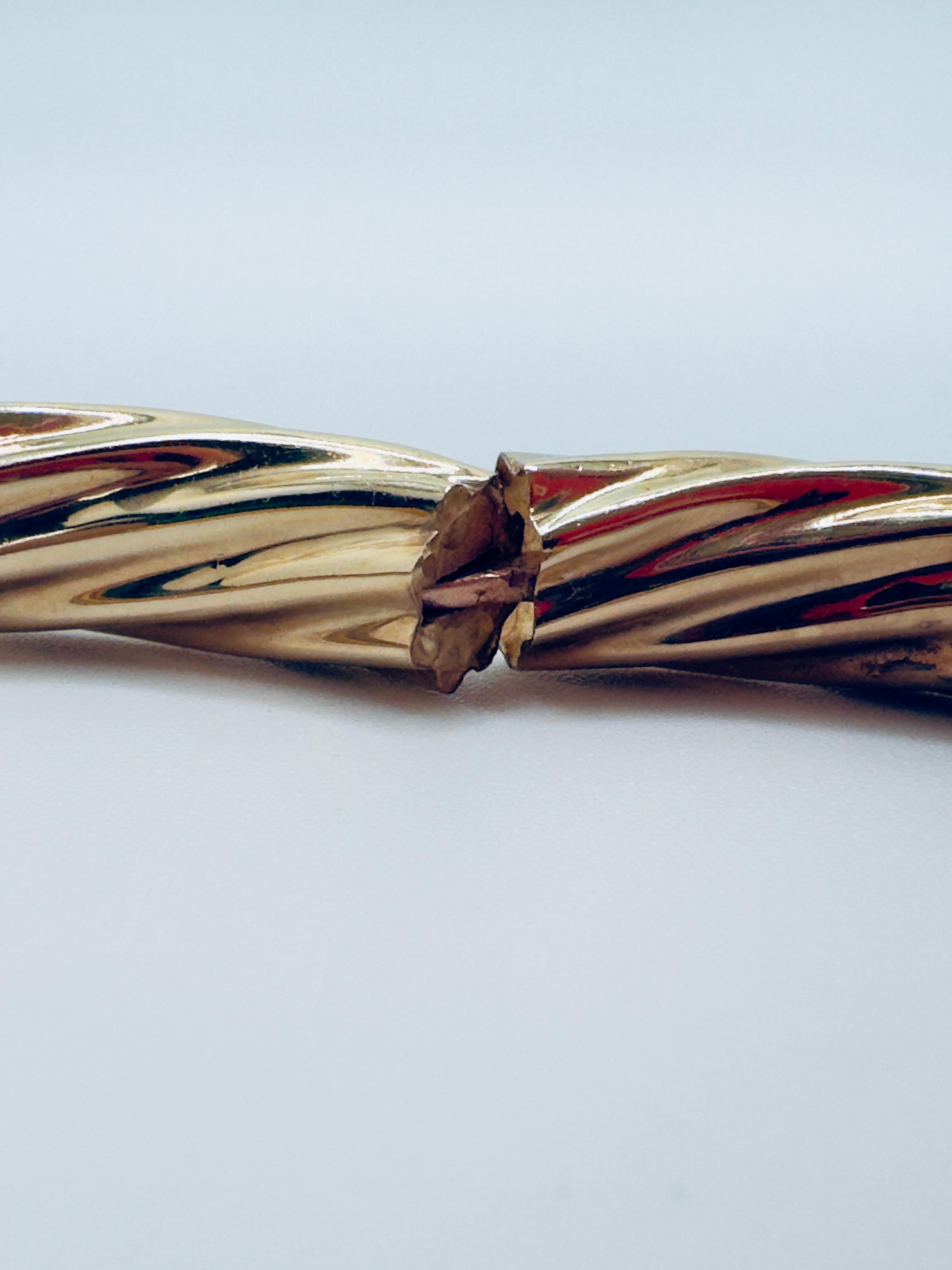Pulsera clásica de oro amarillo de 14 quilates Cable Twist en venta 4