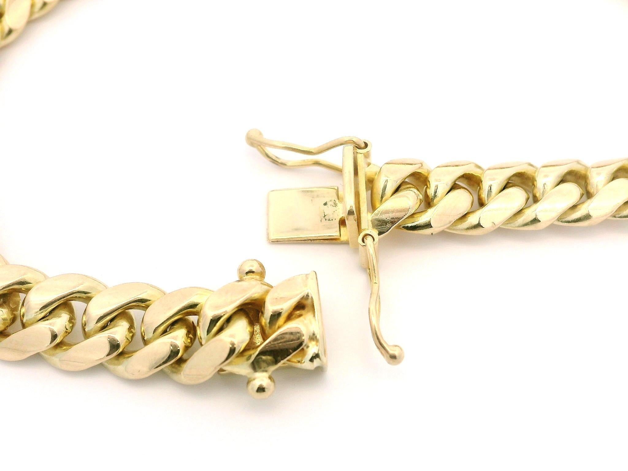 Classic 14k Yellow Gold Cuban Curb Link Bracelet w/ Push Clasp w/ Safety Latch en vente 4