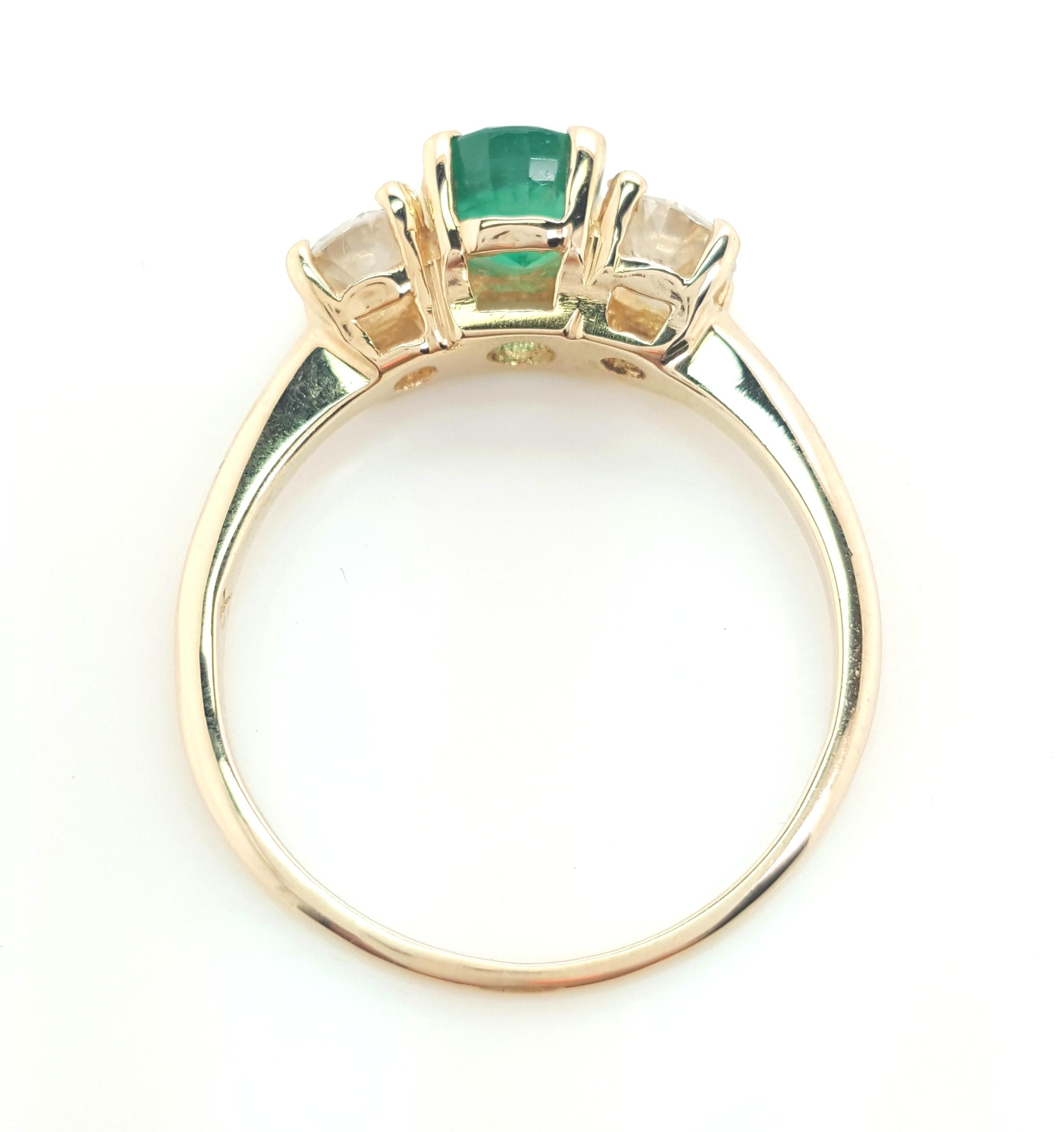Women's or Men's Classic 14 Karat Yellow Gold Three-Stone Emerald and Diamond Ring