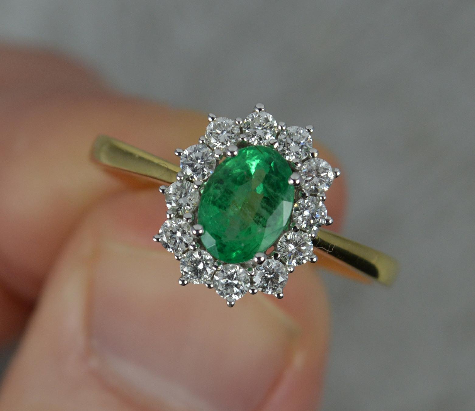 Classic 18 Carat Gold Emerald and Vs Diamond Cluster Ring In Excellent Condition In St Helens, GB