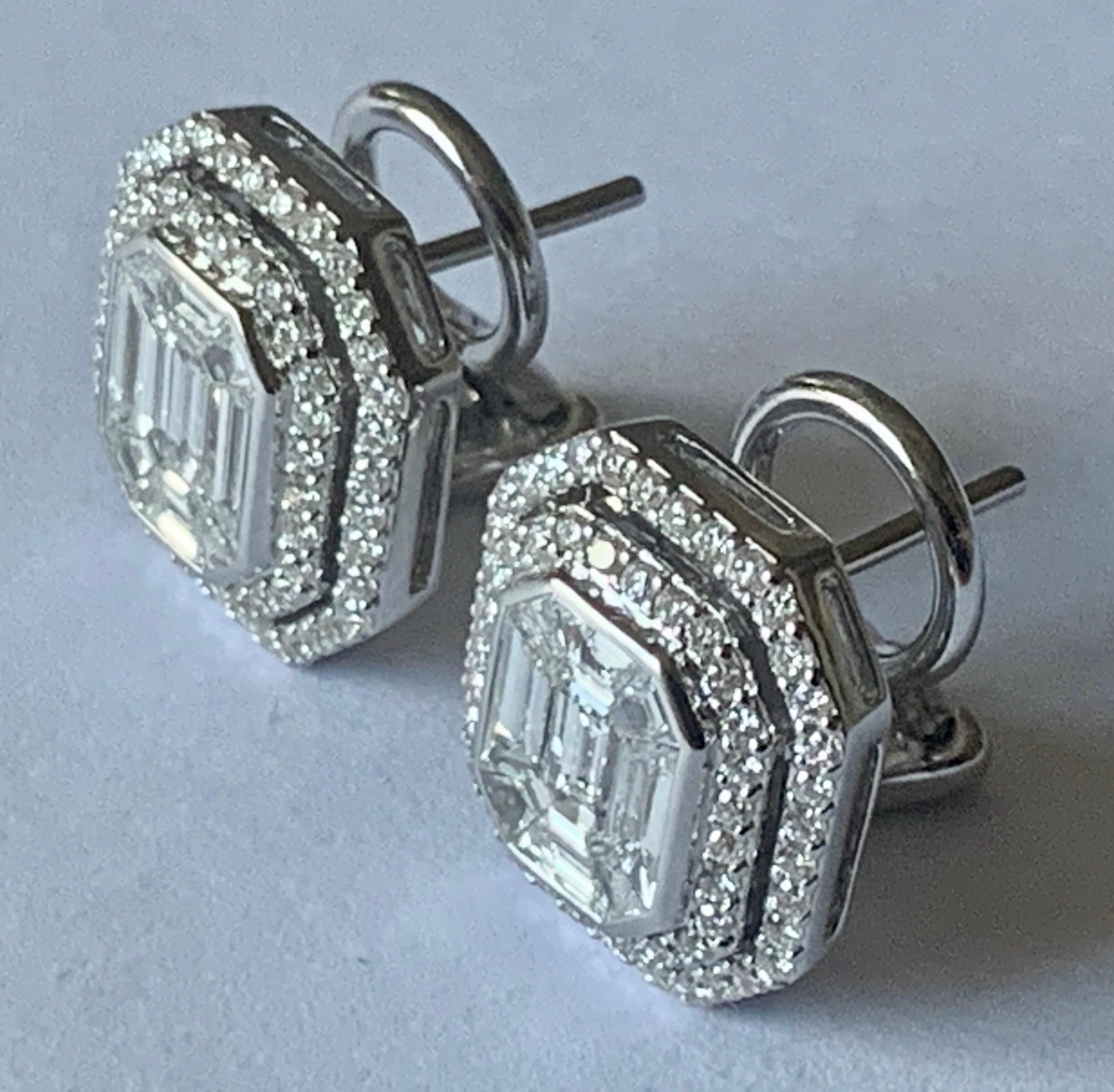 Classic 18 Karat Gold Emerald Cut Illusion Set Cluster Earrings 4