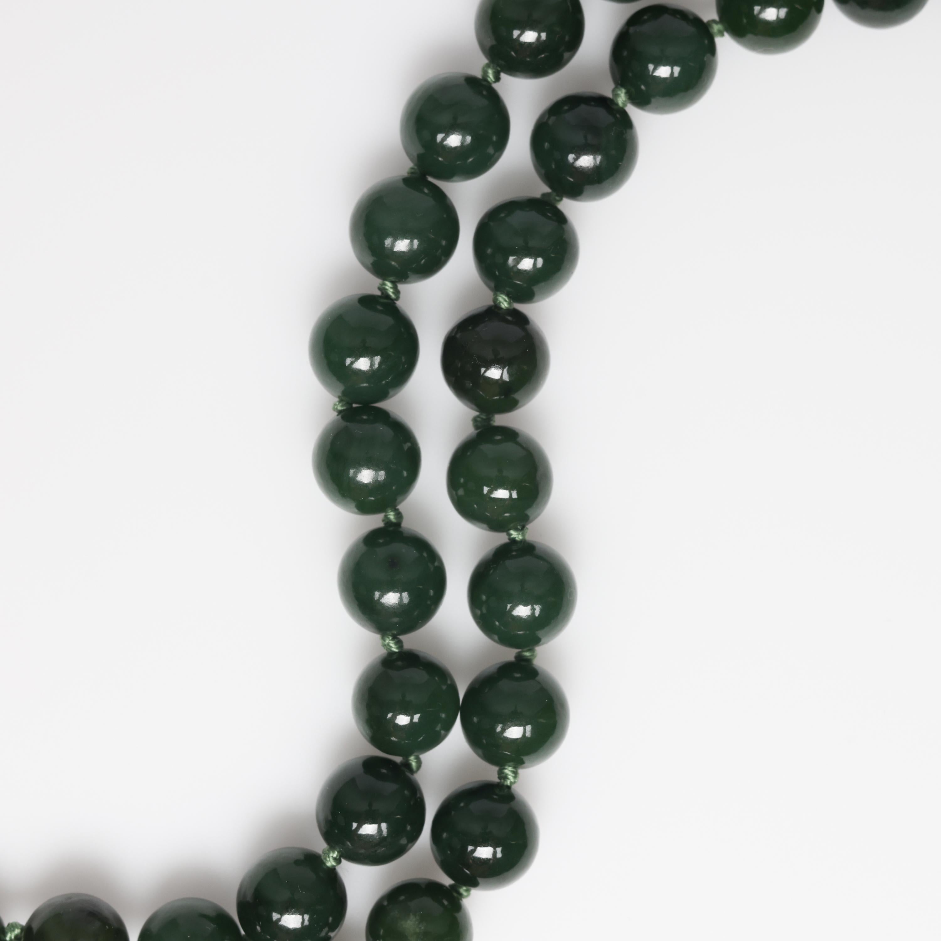 Artisan Collier de jade néphrite Classic 18
