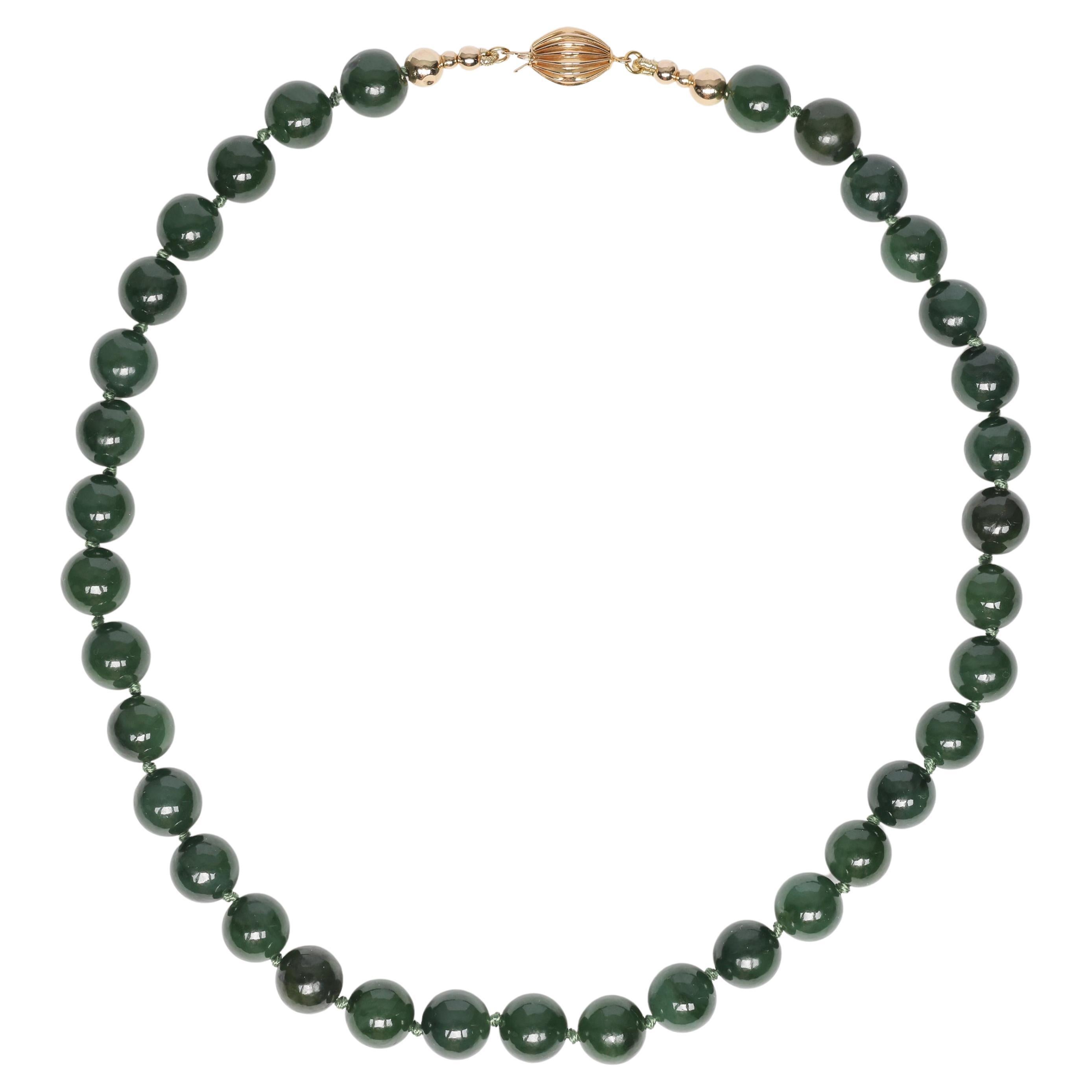 Classic 18" Nephrite Jade Necklace For Sale