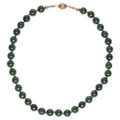 Classic 18" Nephrite Jade Necklace