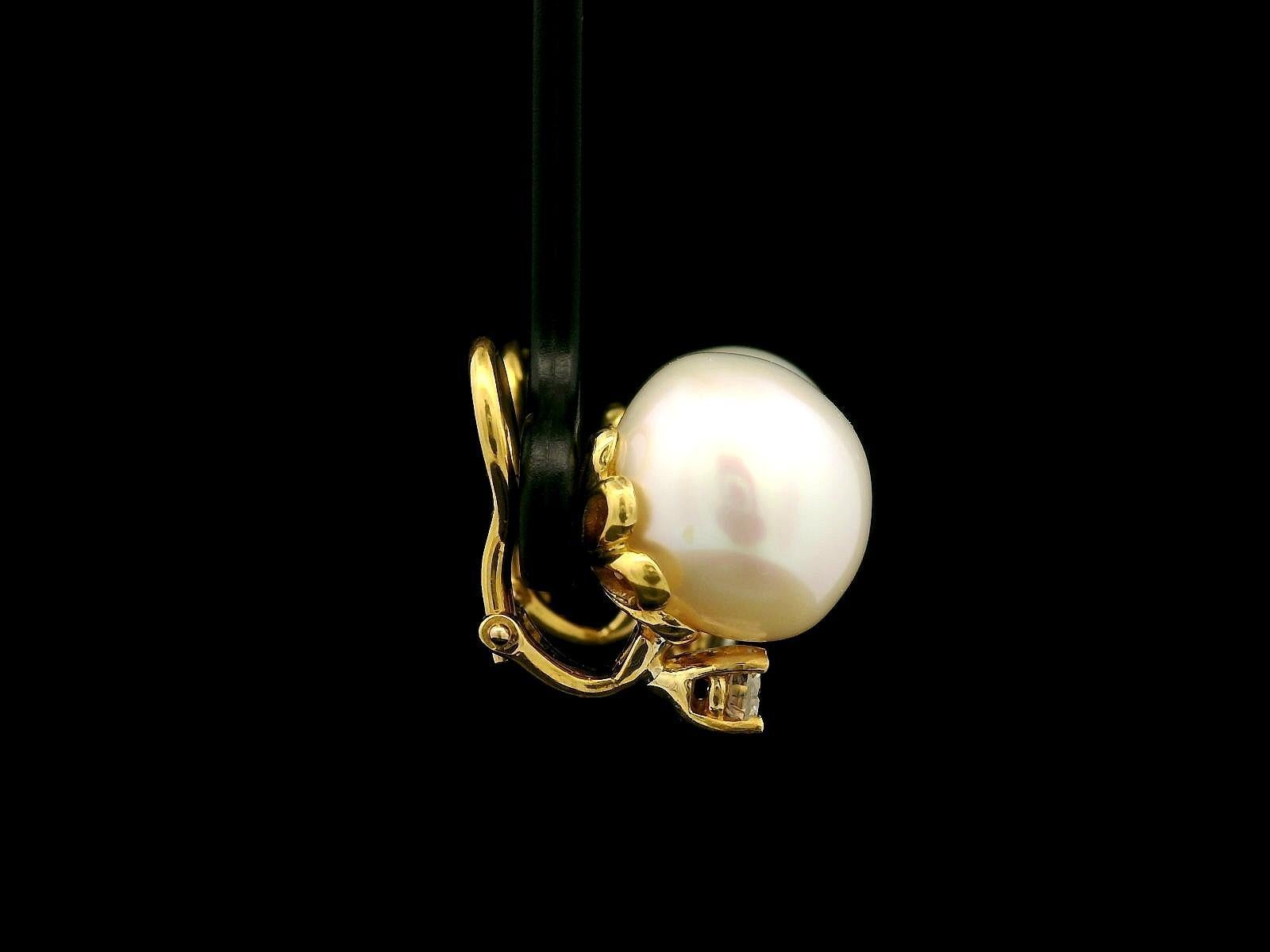 Women's Classic 18k Gold 13mm Large Pearls w/ 0.40ctw Diamond Button Clip On Earrings For Sale