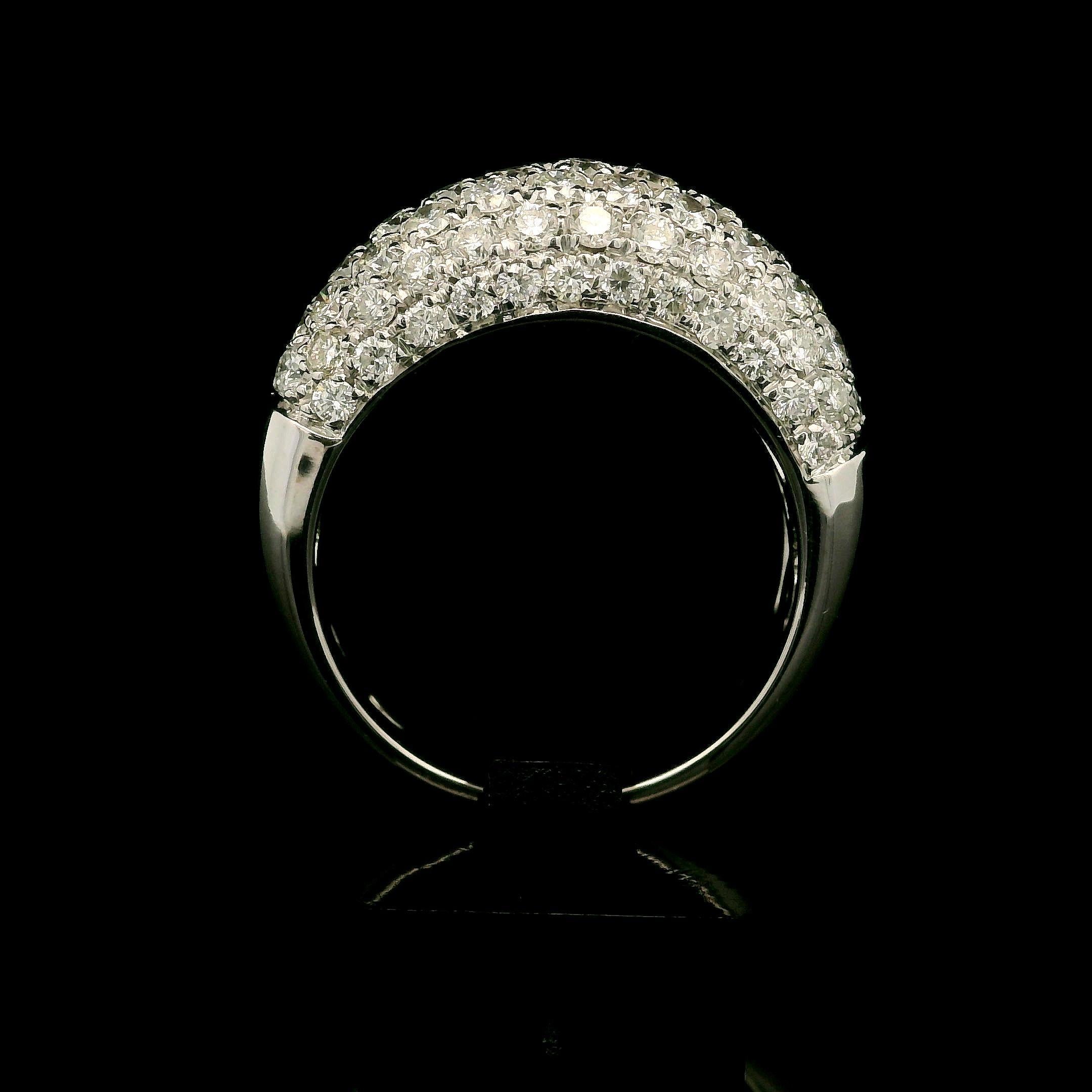 Classic 18k White Gold 2.0ctw Fiery Pave Diamond Domed Bombe Band Ring In Excellent Condition In Montclair, NJ