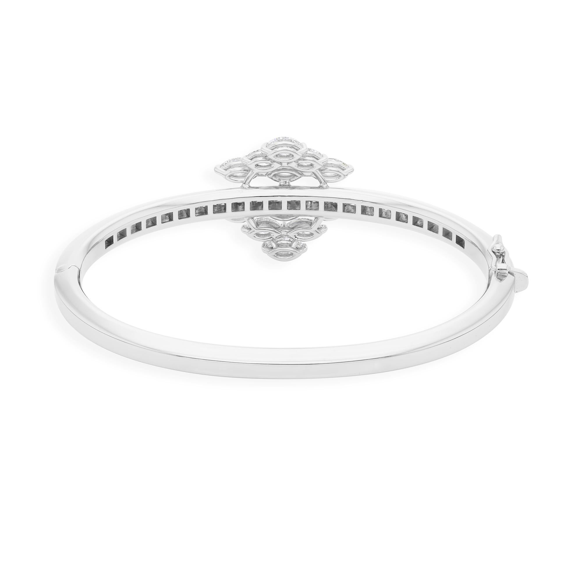 Mixed Cut Classic 18k White Gold Bangle Bracelet with 4.05cts Diamond Cluster Fine Jewelry For Sale