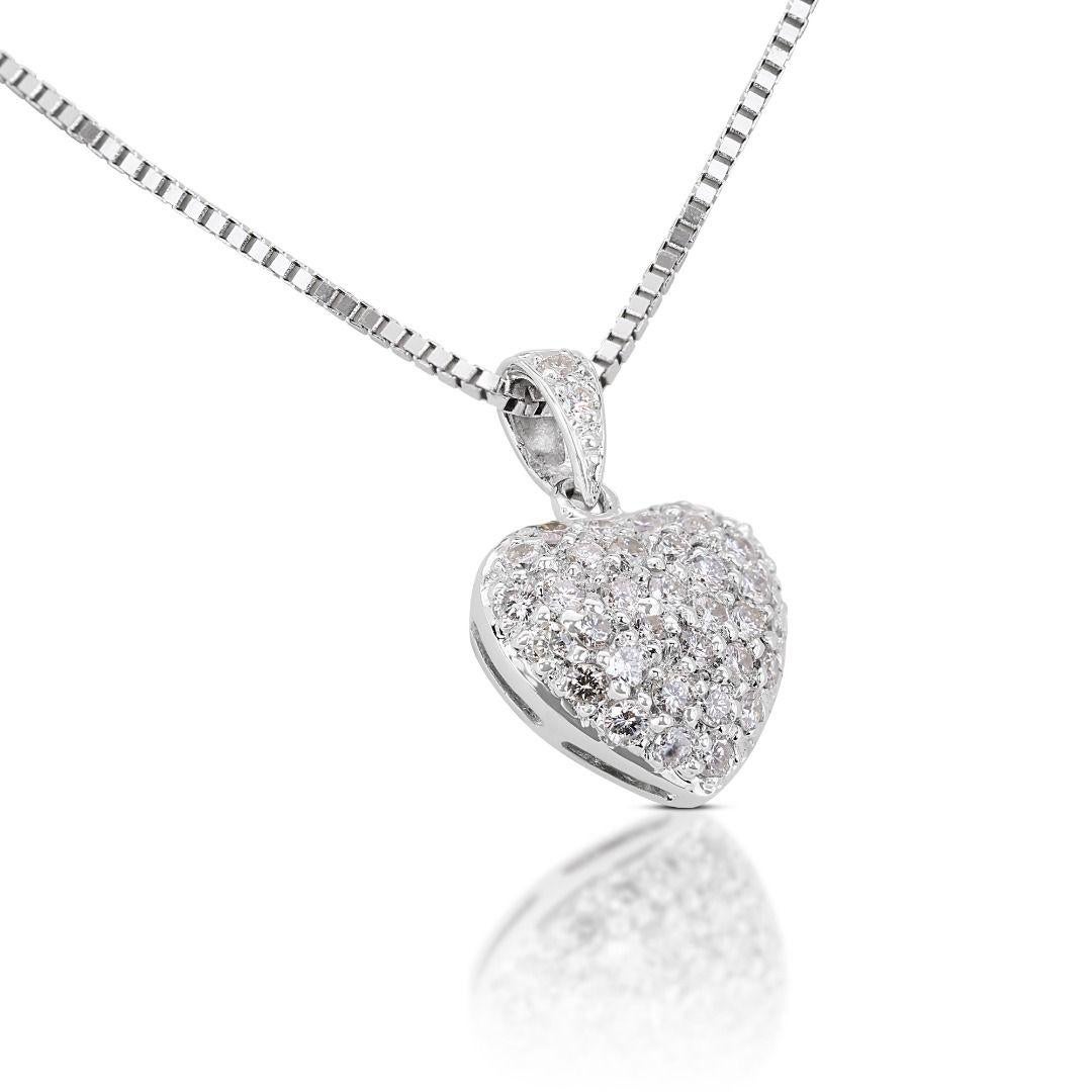 Round Cut Classic 18K White Gold Diamond Heart Pendant Necklace