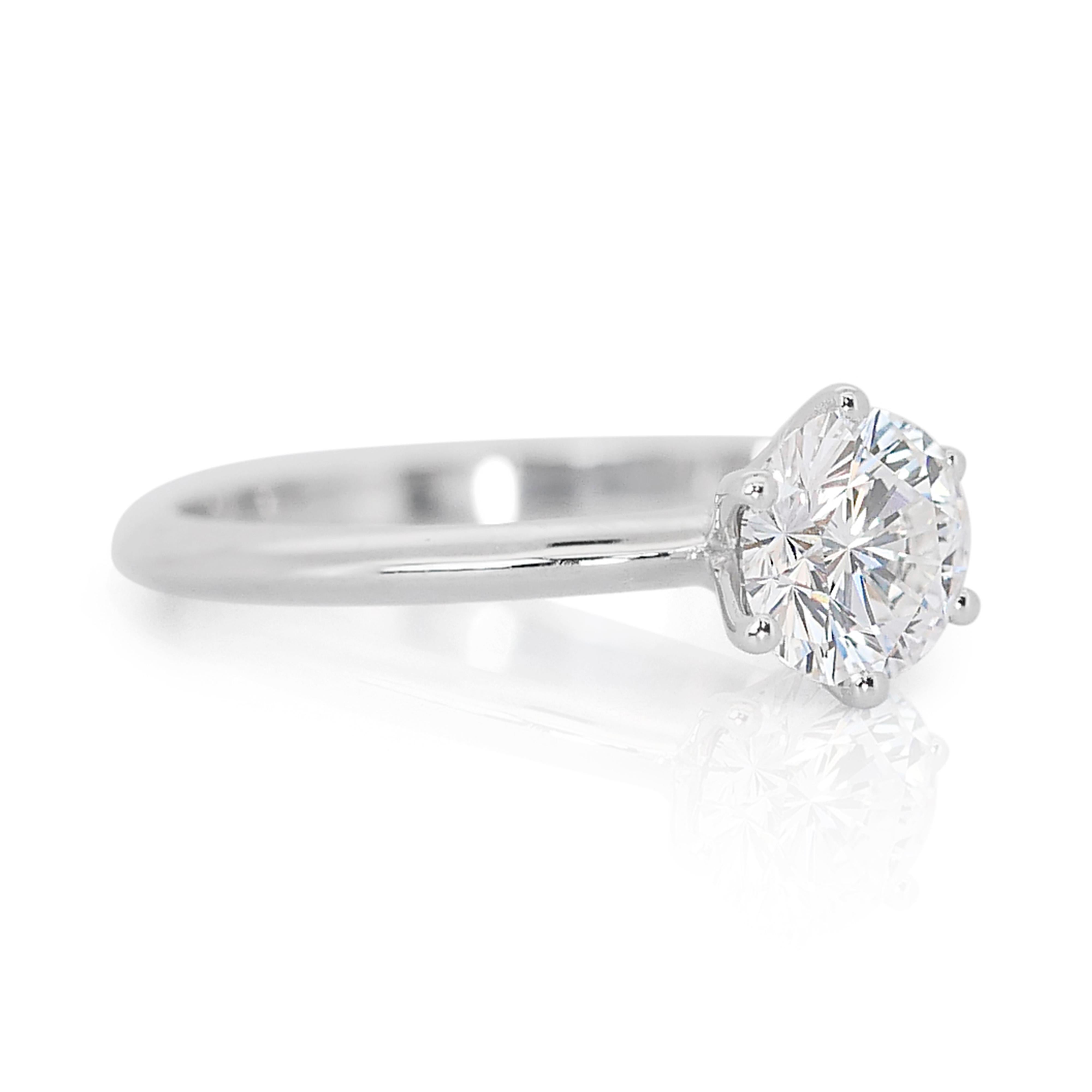 Round Cut Classic 18k White Gold Diamond Solitaire Ring w/0.54 ct - GIA Certified For Sale