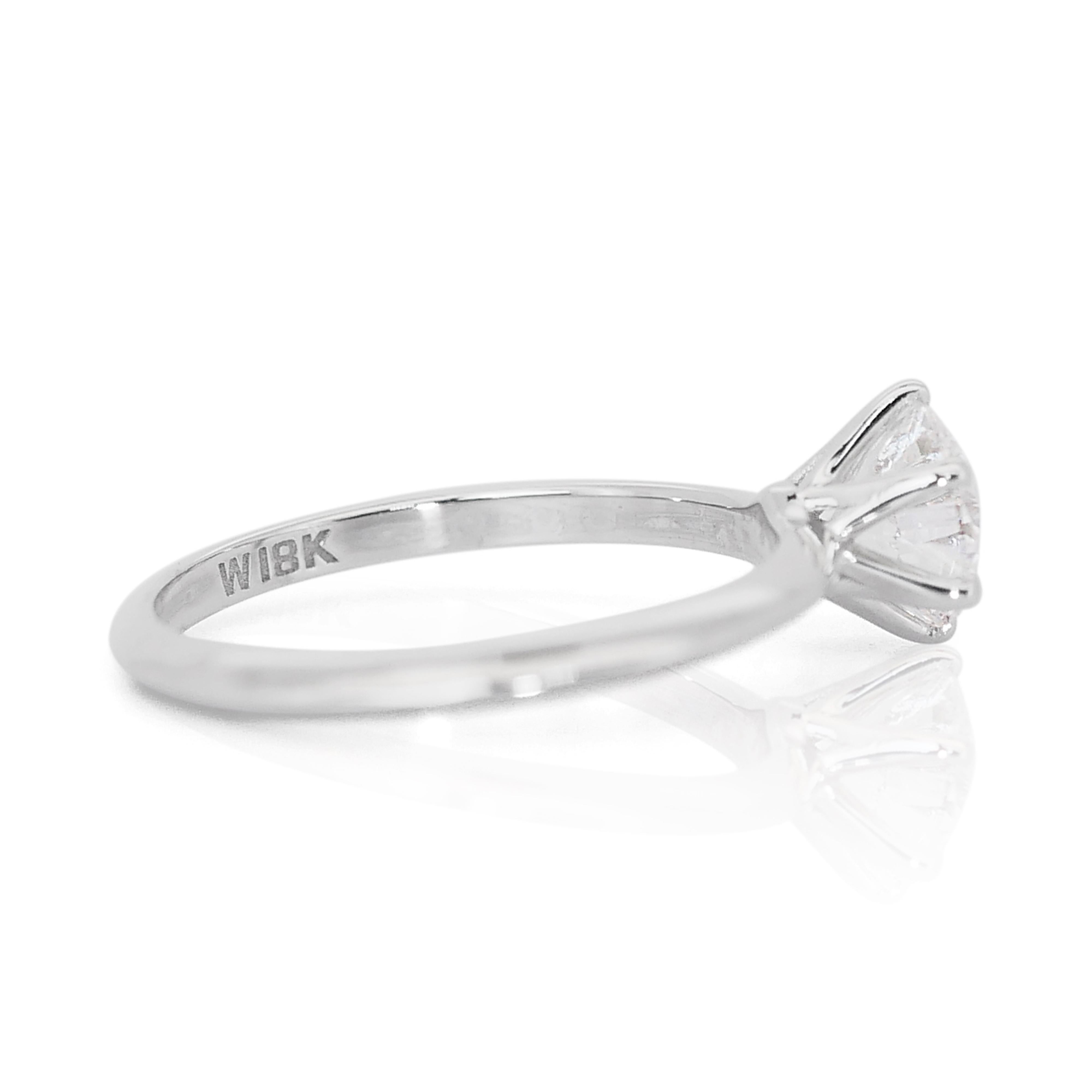 Classic 18k White Gold Diamond Solitaire Ring w/0.54 ct - GIA Certified In New Condition For Sale In רמת גן, IL