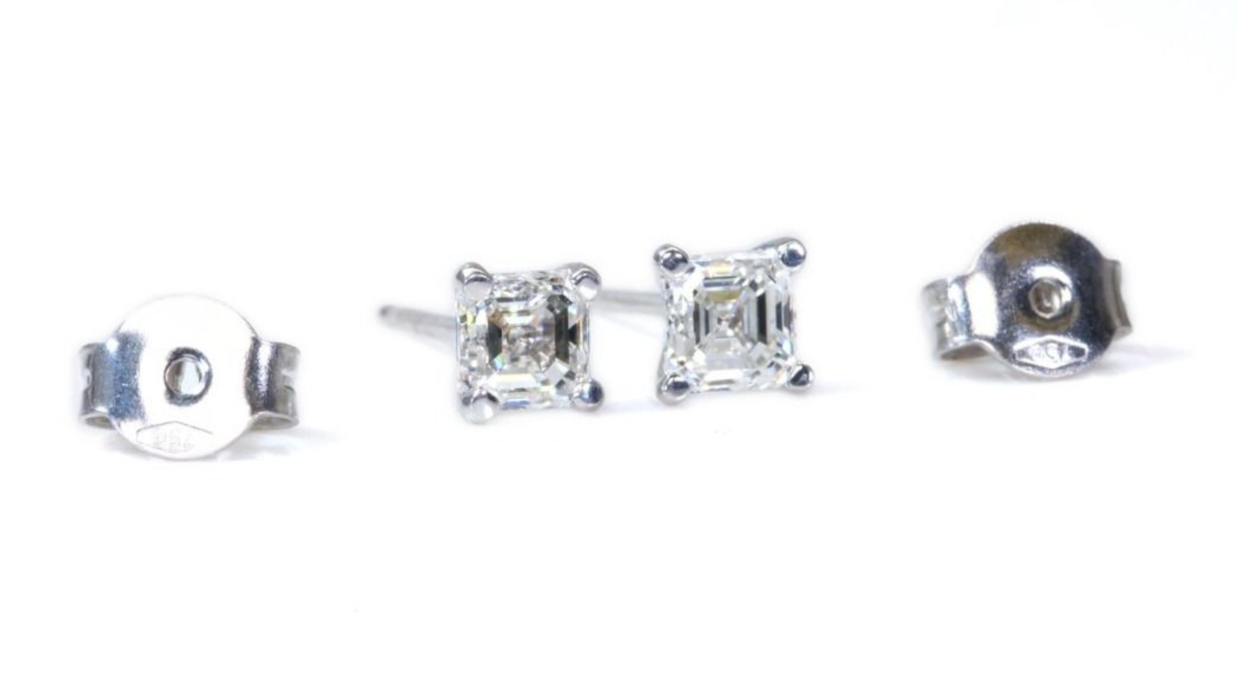 Classic 18k  White Gold Stud Earrings with 1.41 ct. Asccher Cut Natural Diamond In New Condition For Sale In רמת גן, IL