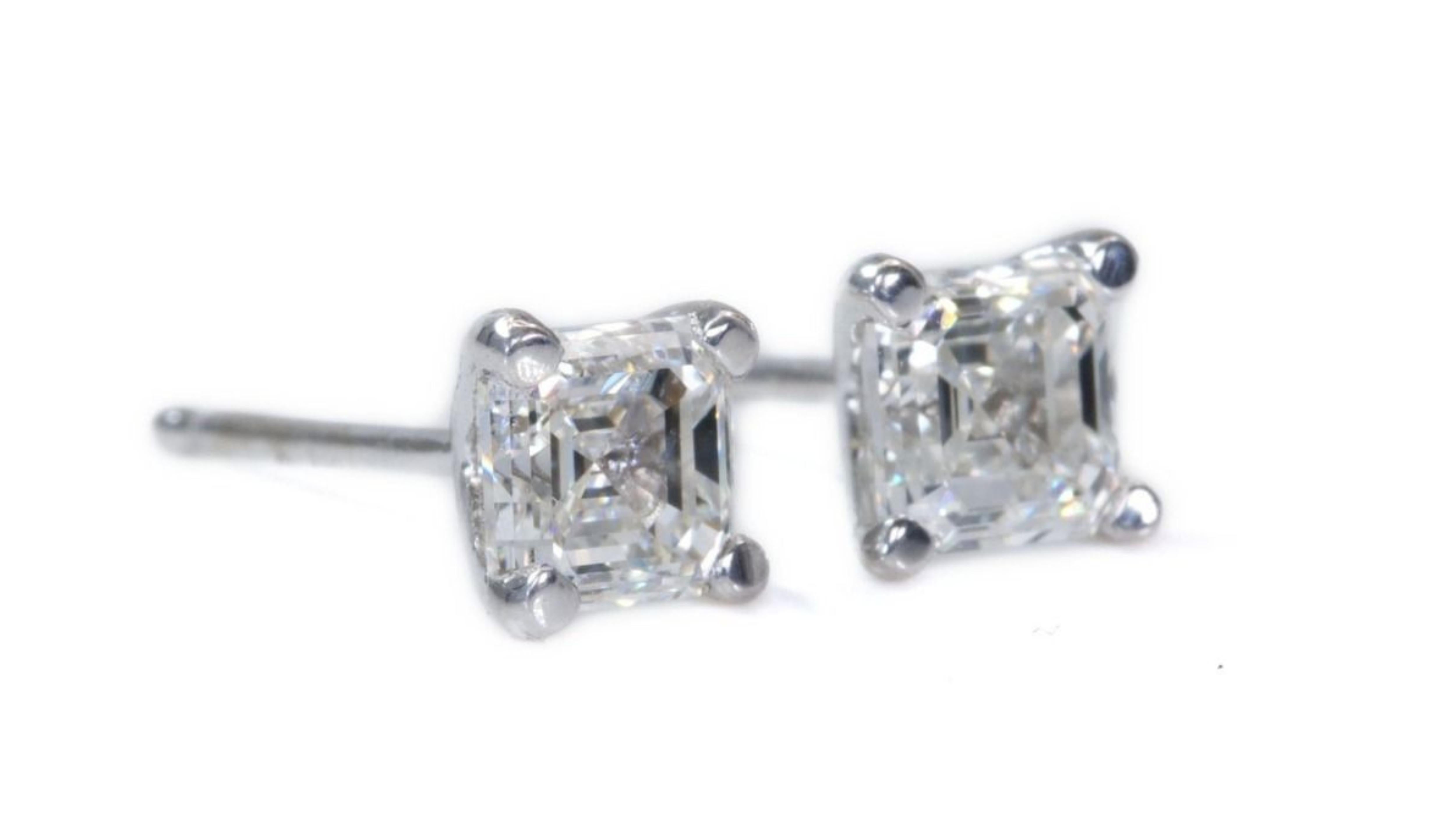 Classic 18k  White Gold Stud Earrings with 1.41 ct. Asccher Cut Natural Diamond For Sale 1