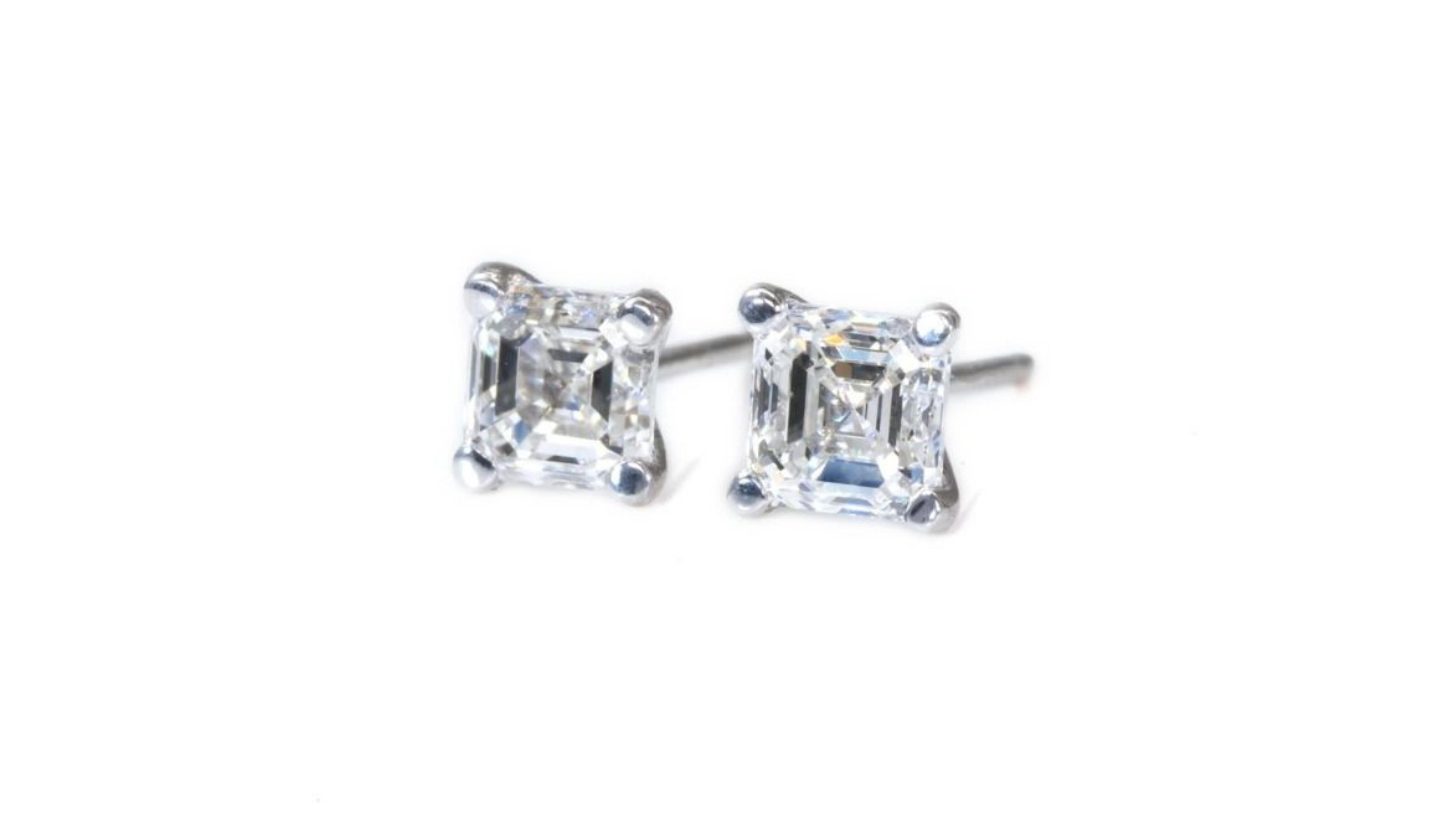 Classic 18k  White Gold Stud Earrings with 1.41 ct. Asccher Cut Natural Diamond For Sale 2