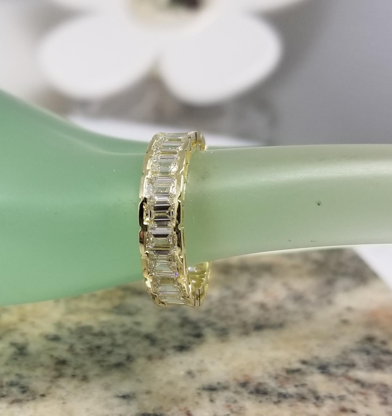 Classic 18k Yellow Gold Emerald Cut Diamond Channel Set Eternity Ring 5.10 Carat In New Condition In Los Angeles, CA
