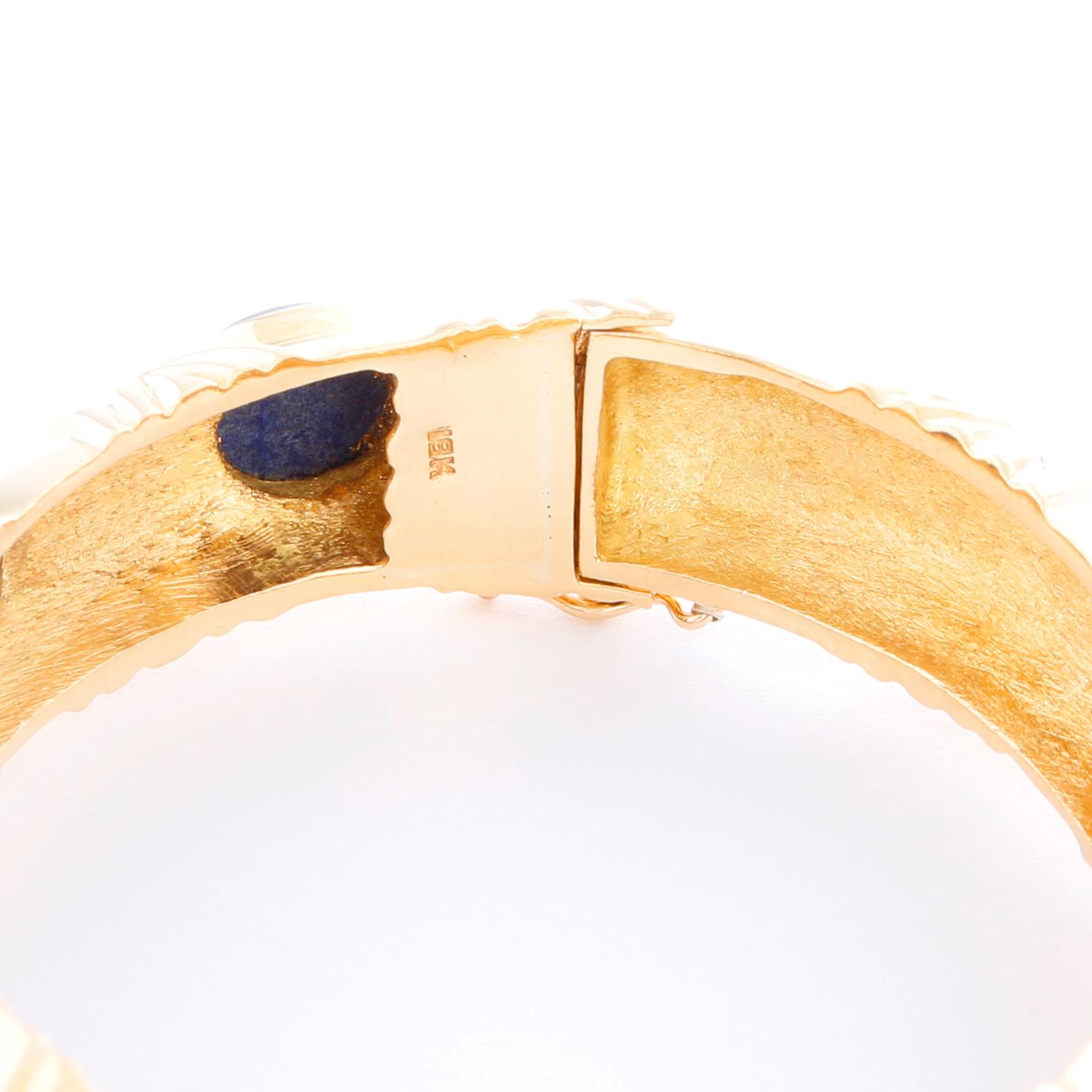 Taille cabochon Bracelet classique en or jaune 18 carats en lapis-lazuli en vente