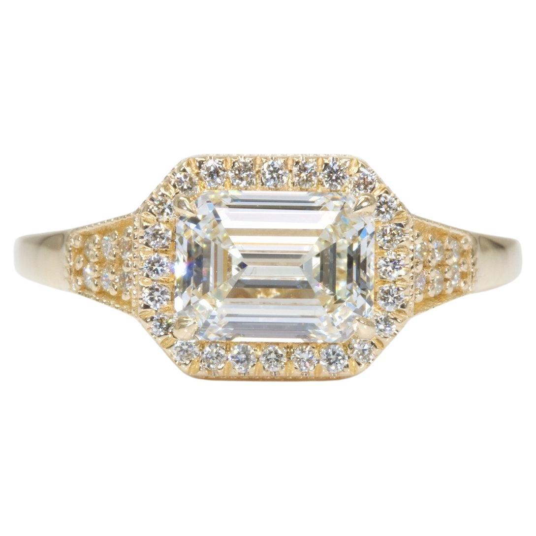 Classic Ring aus 18 Karat Gelbgold mit 1,67 Karat natürlichen Diamanten, AIG-Zertifikat im Angebot