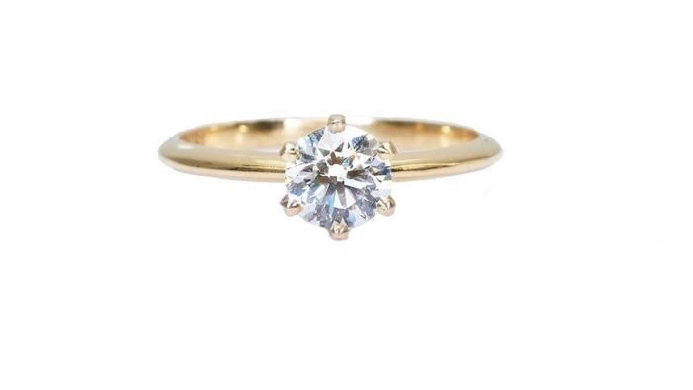 Classic 18K Yellow Gold Solitaire Ring with 1.18 ct Natural Diamond- GIA Cert For Sale 1