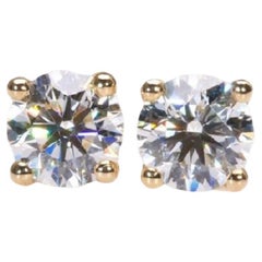 Classic 18k Yellow Gold Stud Earrings with 0.68 Ct Natural Diamonds, AIG Cert