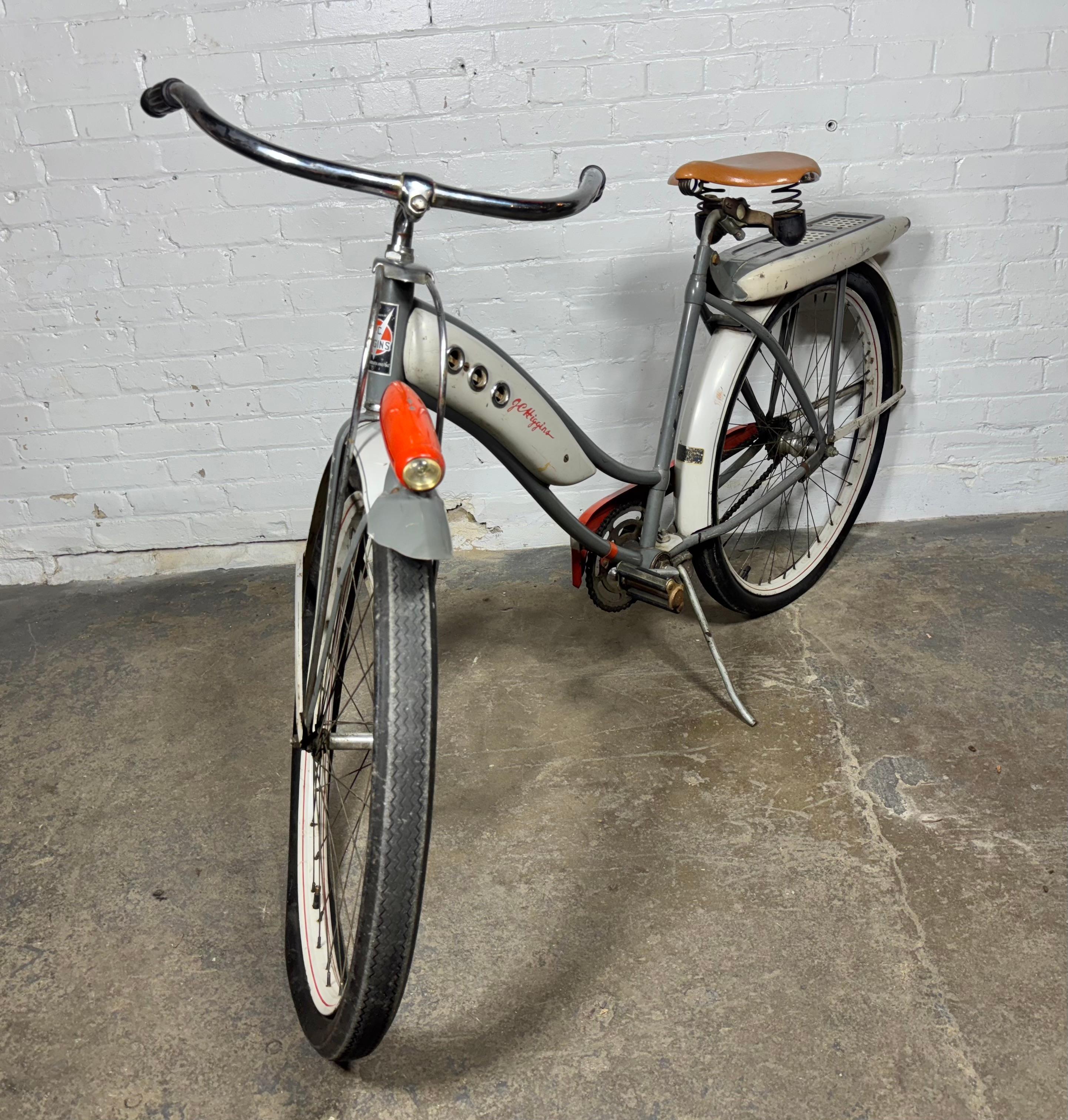 Américain Bicyclette classique à pneus ballon pour dames des années 1930/40 . J.C. Higgins en vente