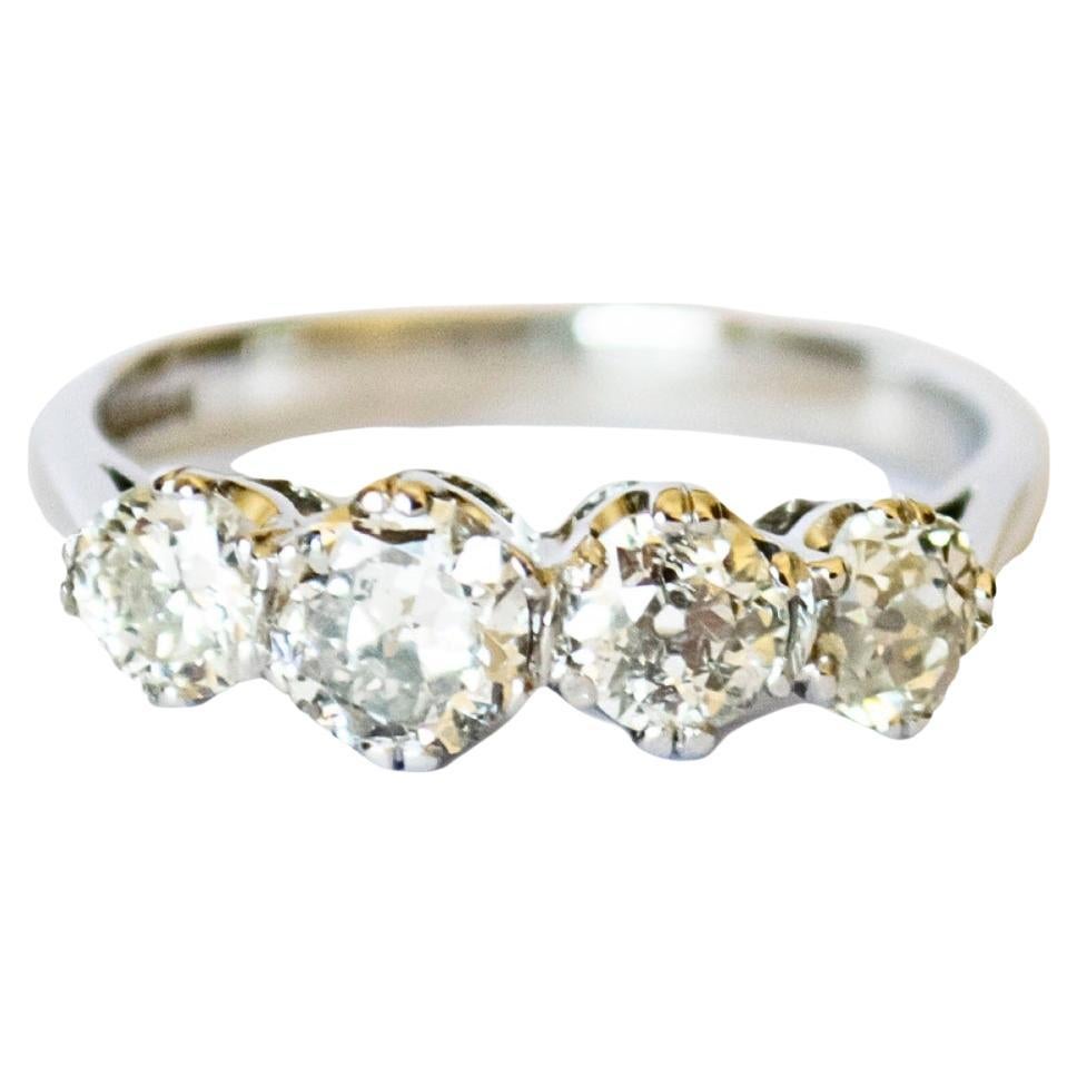 Classic 1950-1955 Diamond 1.60 ct Gold Ring For Sale