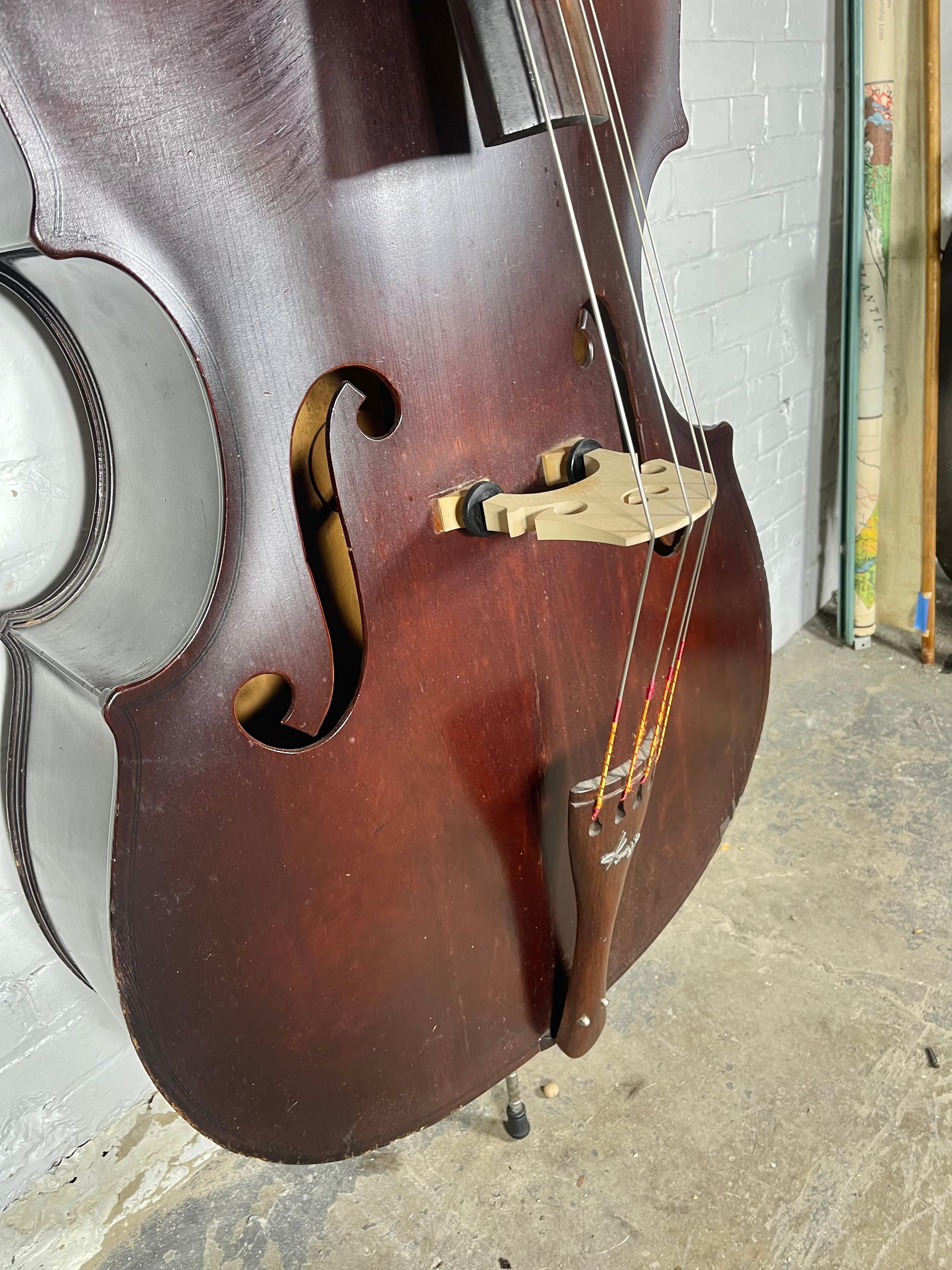  Classic 1950s Kay M 1 Upright String Bass, Standard 3/4 size........ a bass that needs no introduction. Kay's laminate stand-up basses are workhorses that always deliver and sound amazing !This one dates to the late 1950's ,early 1960's... Original