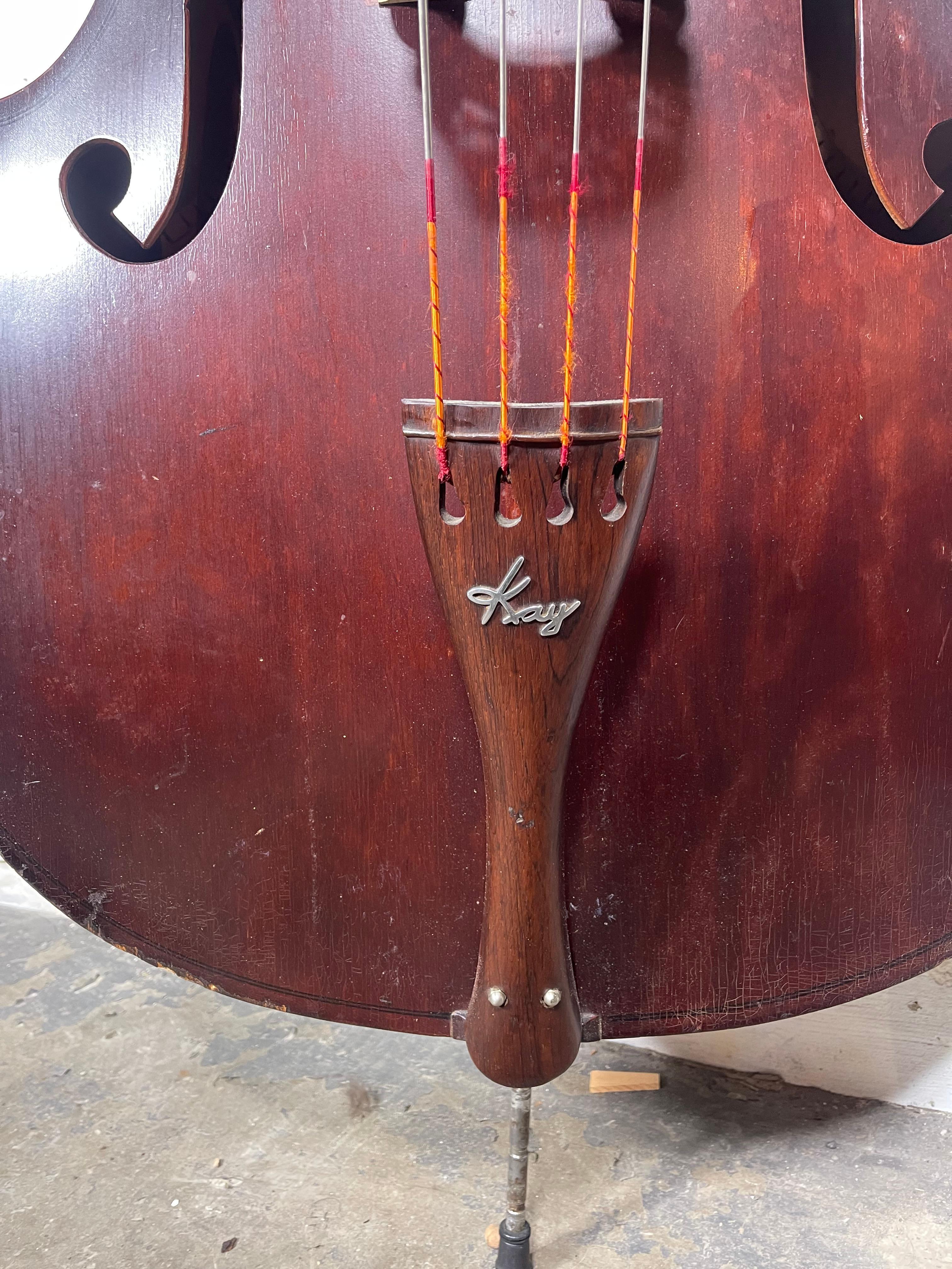 Classic 1950s Kay M 1 Upright String Bass, Standard 3/4 size en Bastante bueno estado para la venta en Buffalo, NY