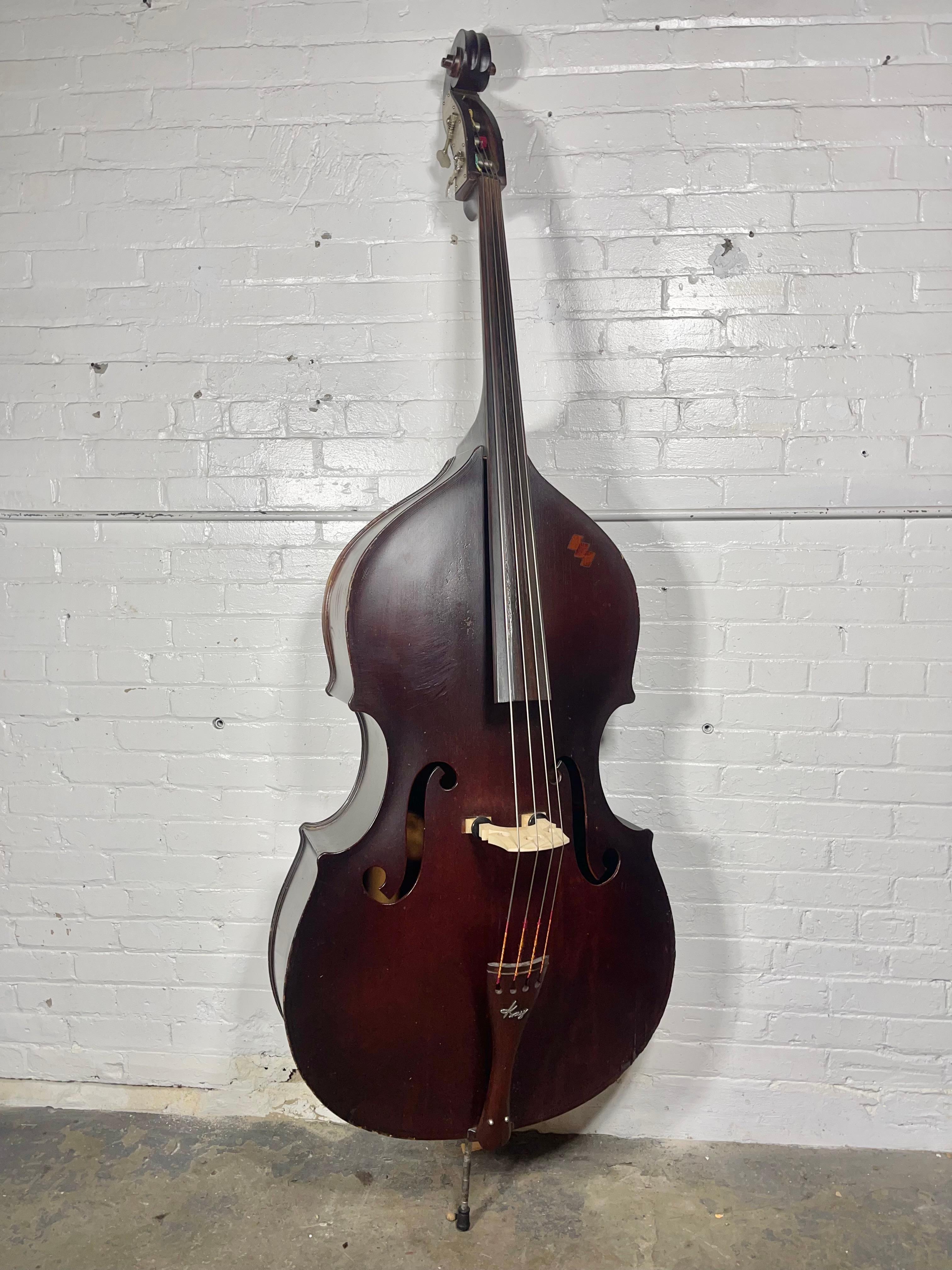 Classic 1950s Kay M 1 Upright String Bass, Standard 3/4 size Latón en venta