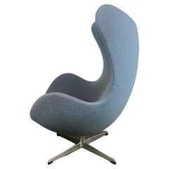 Classic 1960s  Egg Chair designed by Arne Jacobsen for Fritzhansen / Denmark