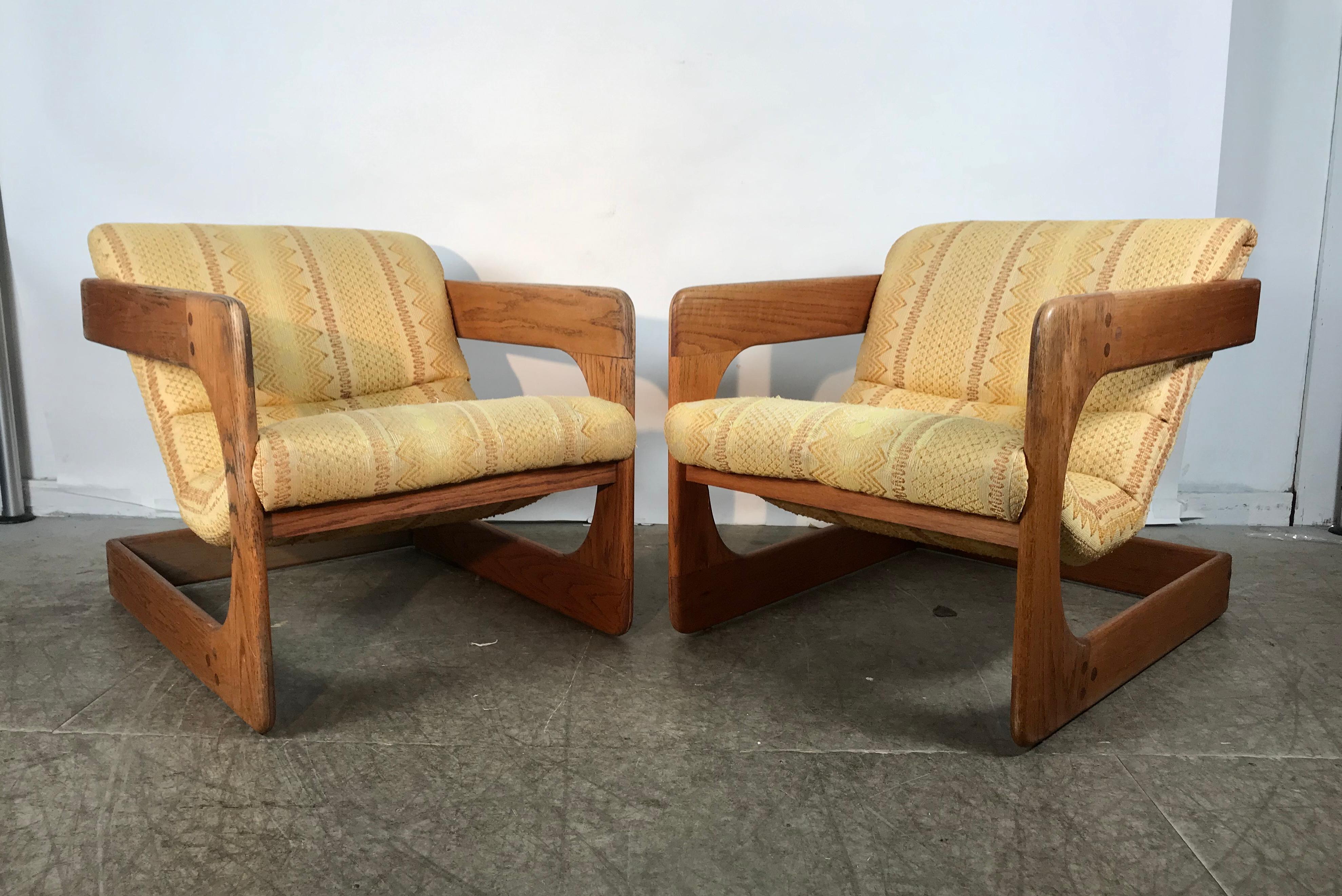 Fabric Classic 1970s Cantilvered Lounge Chairs by Lou Hodges, California Design Group