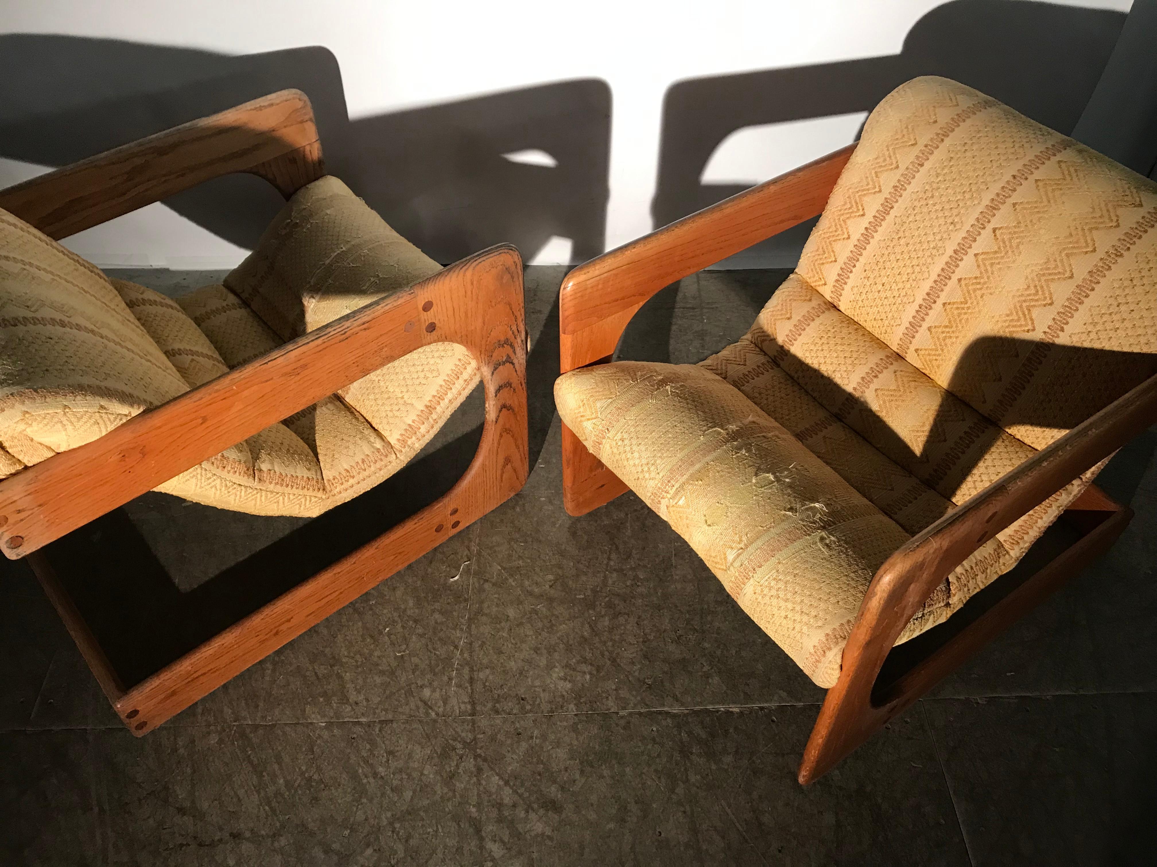 Classic 1970s Cantilvered Lounge Chairs by Lou Hodges, California Design Group 3