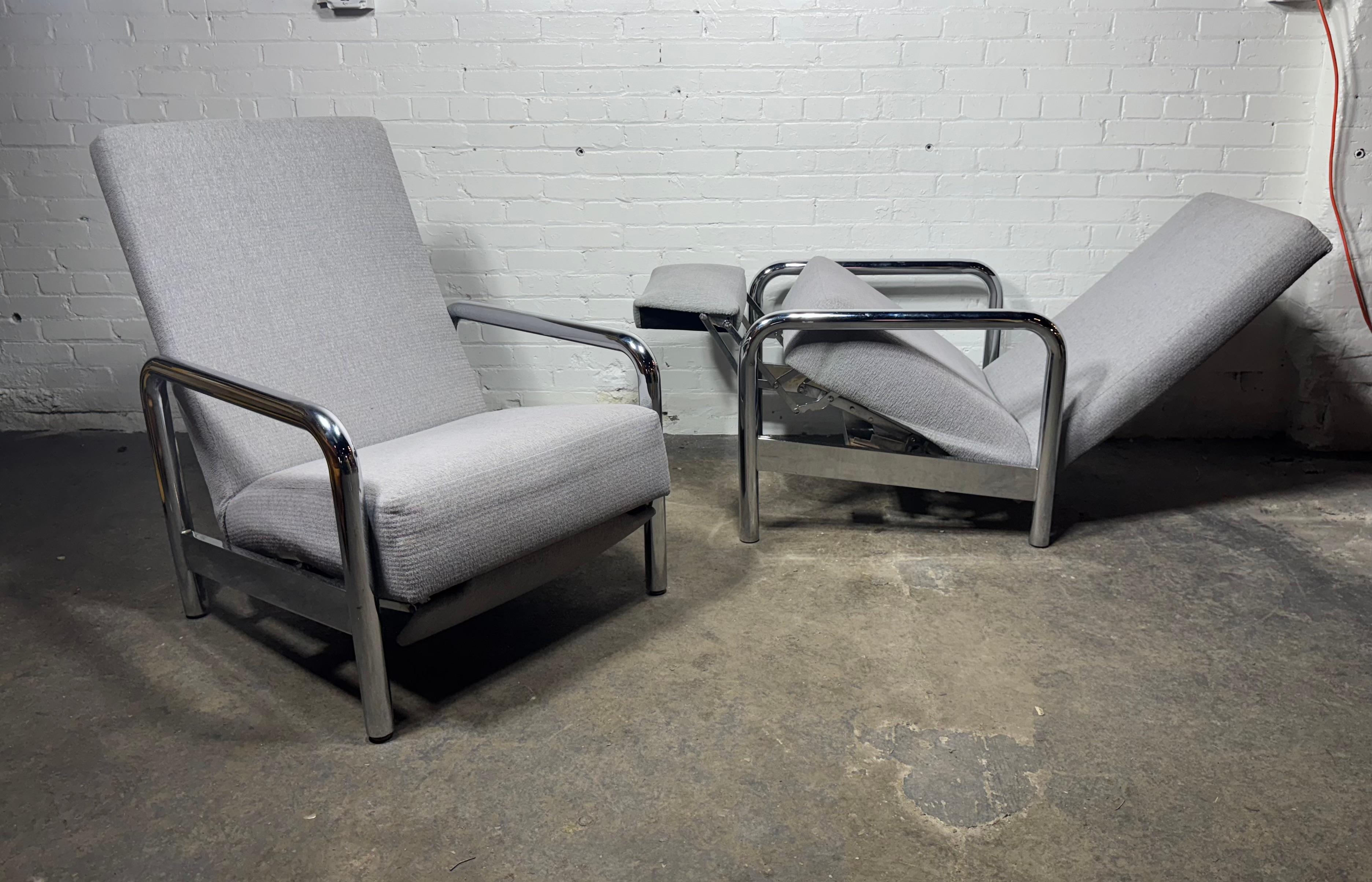 Sillas reclinables clásicas cromadas de los años 70 de Milo Baughman en Bueno estado para la venta en Buffalo, NY