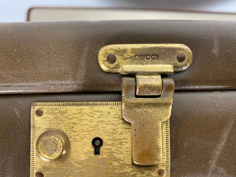 Classic 1970s Gucci Leather Brief Case, Made in Italy For Sale 1