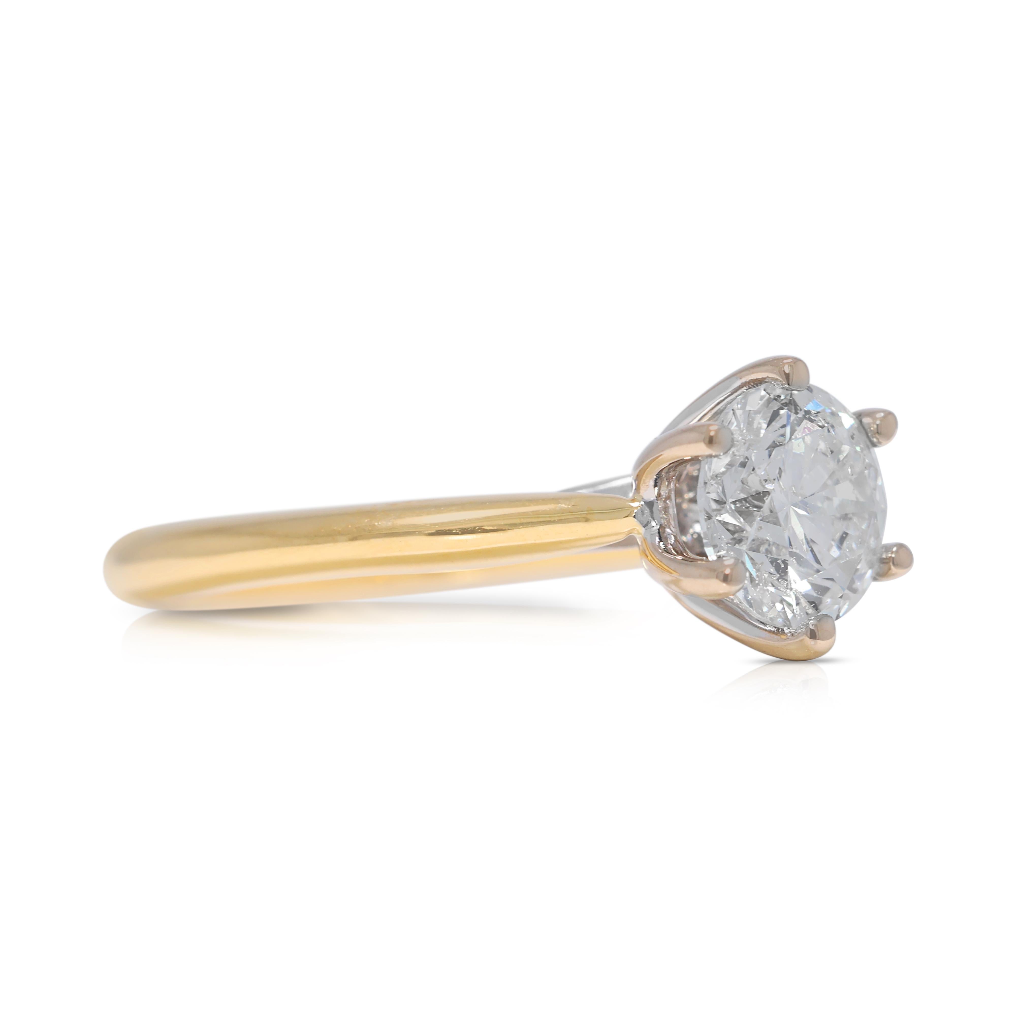 Classic 1ct Natural Diamond Solitaire Ring in 18K Yellow Gold In Excellent Condition For Sale In רמת גן, IL