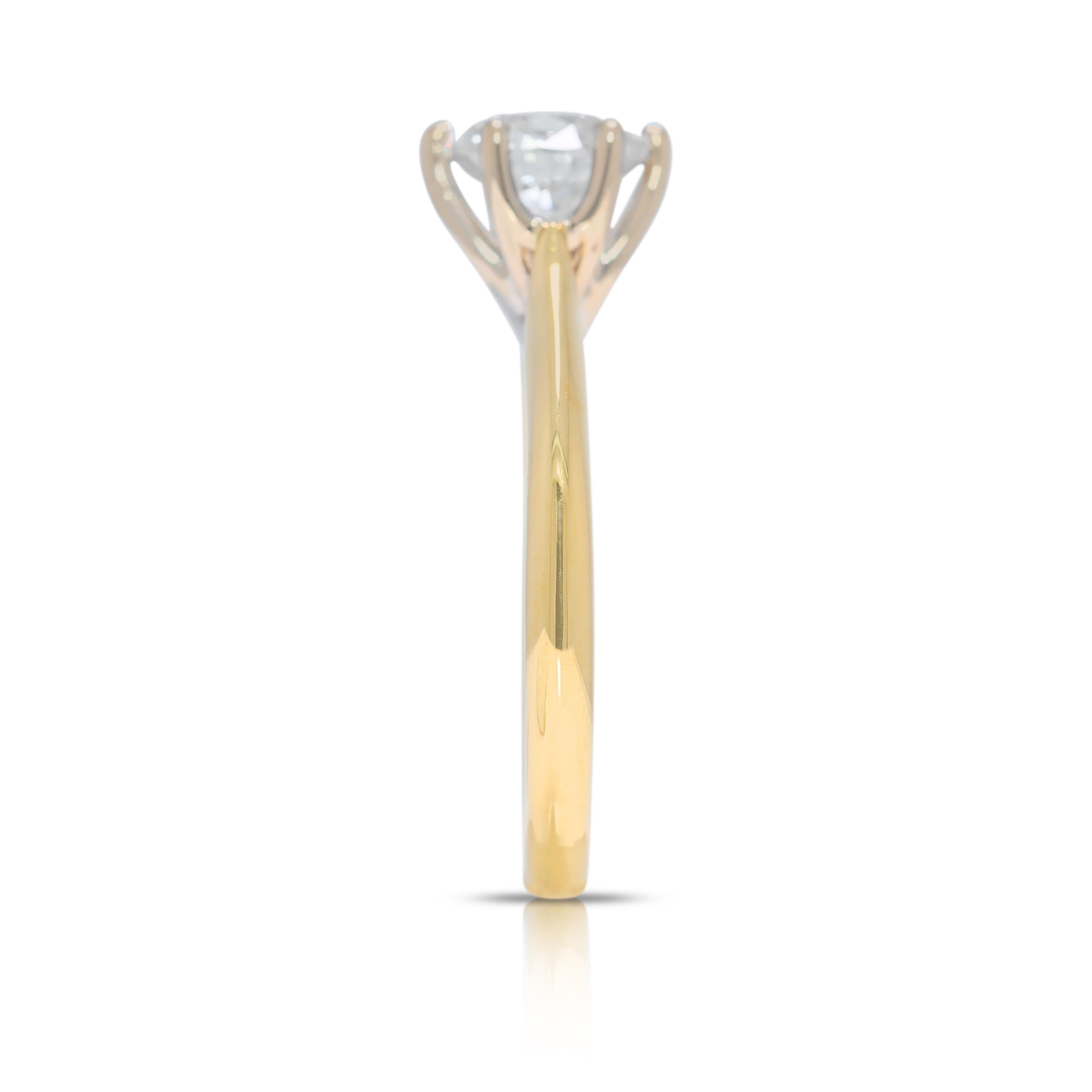 Women's Classic 1ct Natural Diamond Solitaire Ring in 18K Yellow Gold For Sale